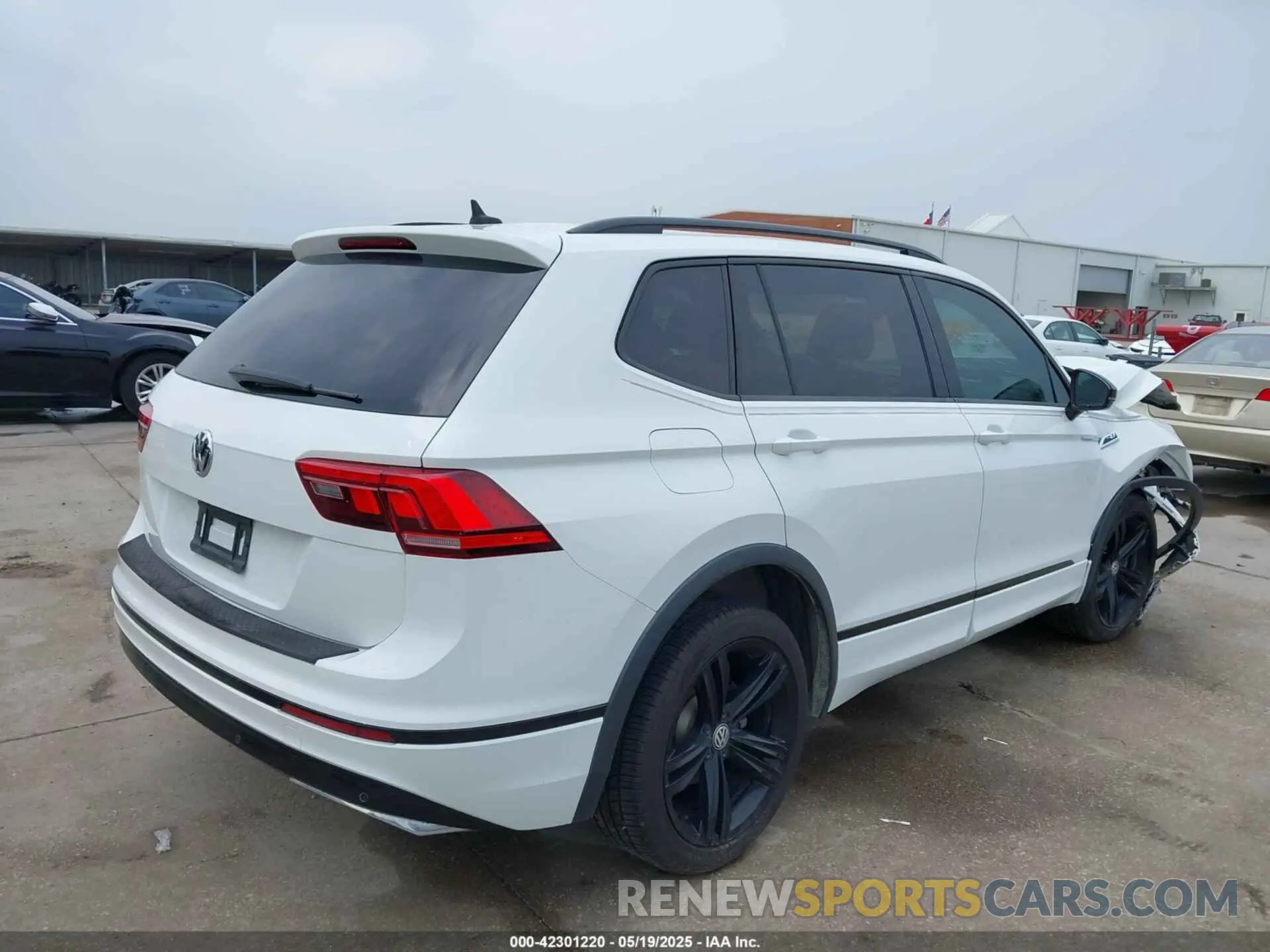 4 fotografías del automóvil dañado 3VV2B7AX5KM162540 VOLKSWAGEN TIGUAN 2019