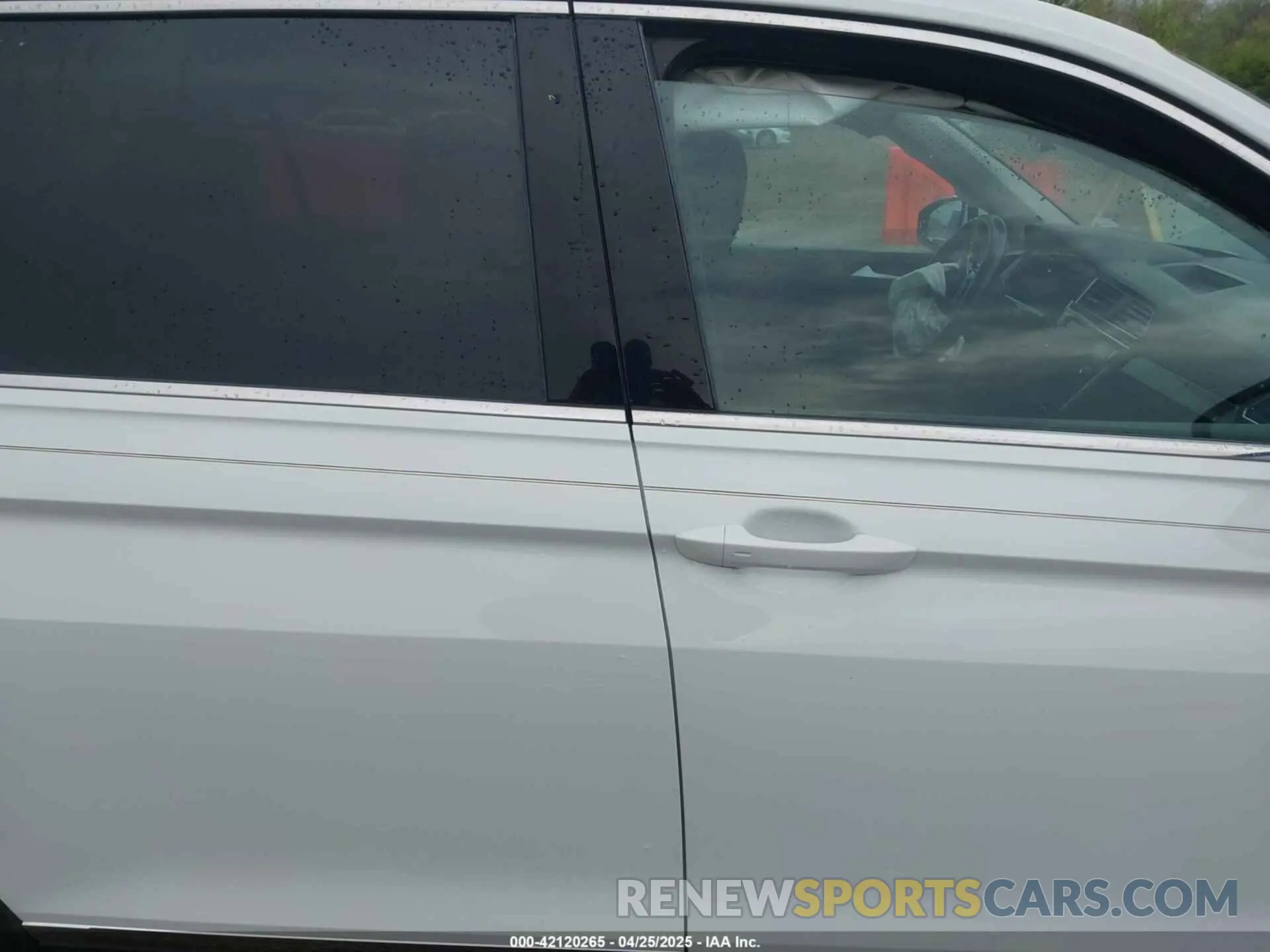 12 fotografías del automóvil dañado 3VV2B7AX6KM041161 VOLKSWAGEN TIGUAN 2019
