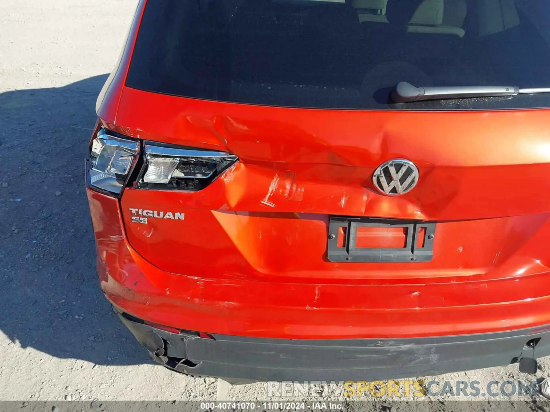 17 fotografías del automóvil dañado 3VV2B7AX7KM108320 VOLKSWAGEN TIGUAN 2019