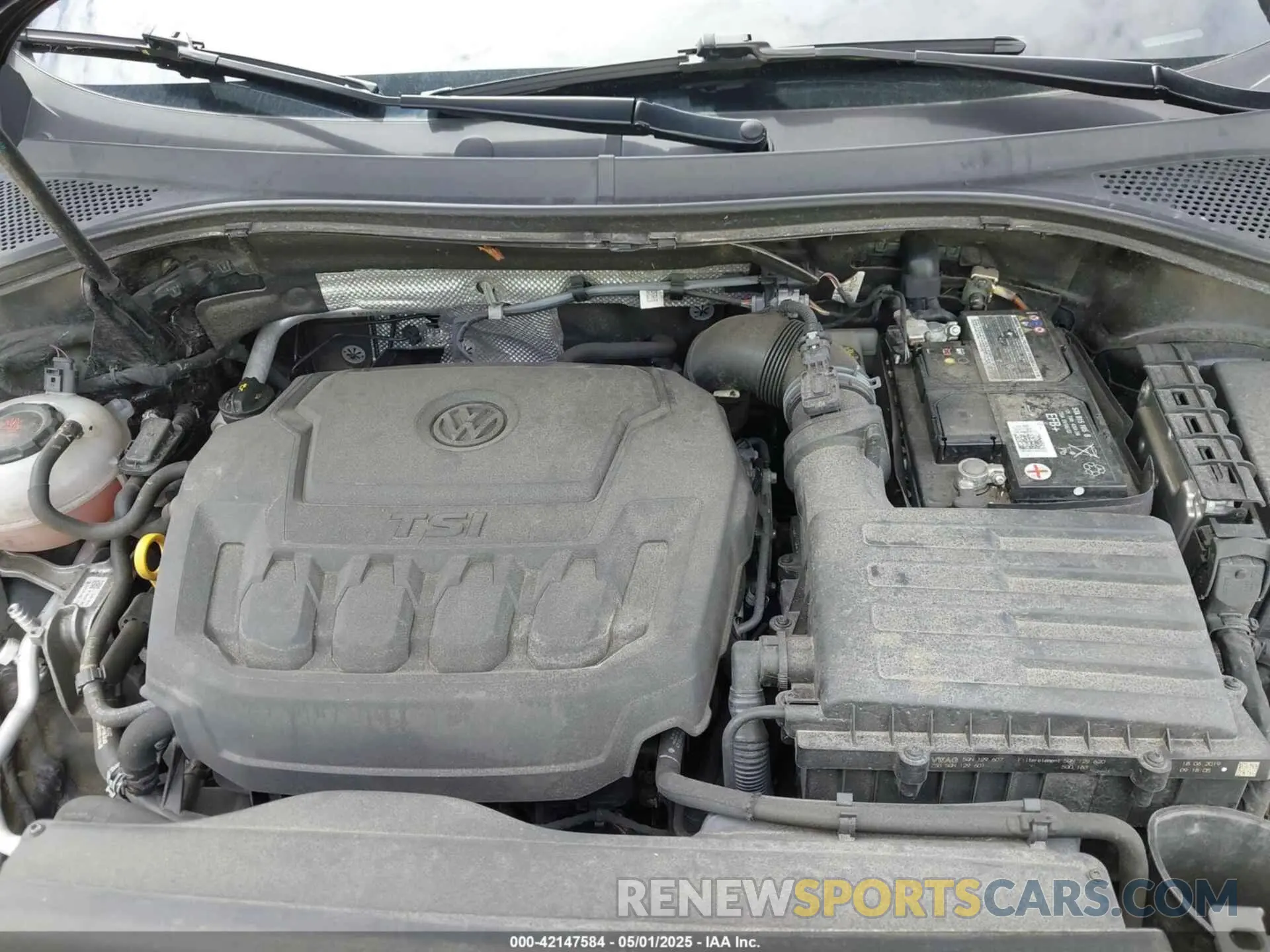 10 fotografías del automóvil dañado 3VV2B7AX7KM174382 VOLKSWAGEN TIGUAN 2019