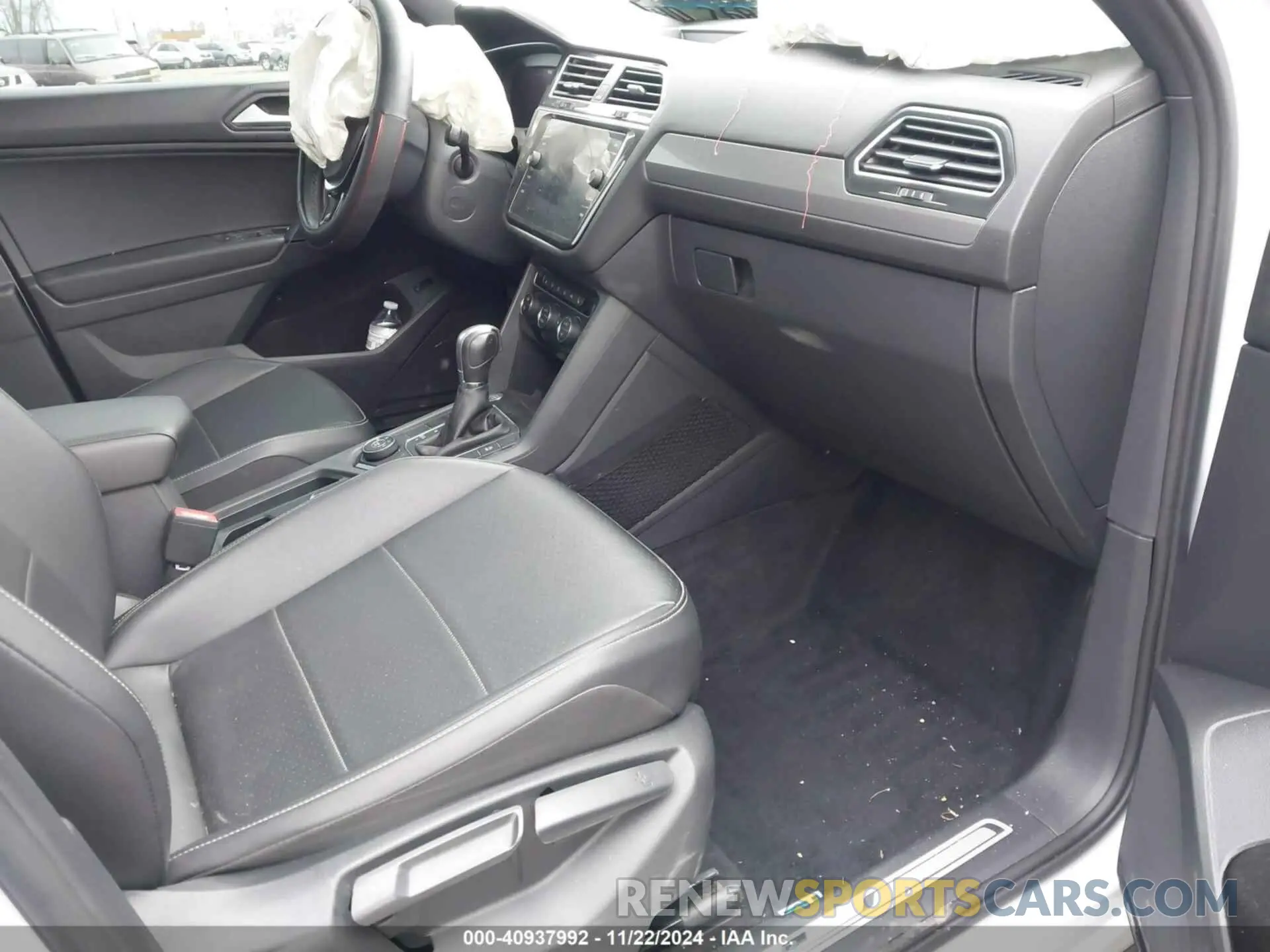 5 fotografías del automóvil dañado 3VV2B7AX8KM025169 VOLKSWAGEN TIGUAN 2019