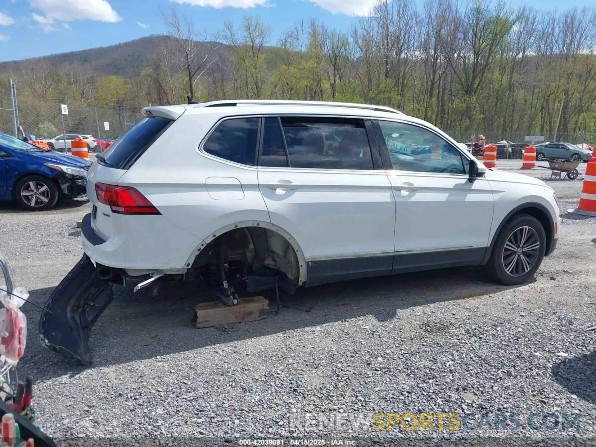 14 fotografías del automóvil dañado 3VV2B7AX8KM160426 VOLKSWAGEN TIGUAN 2019