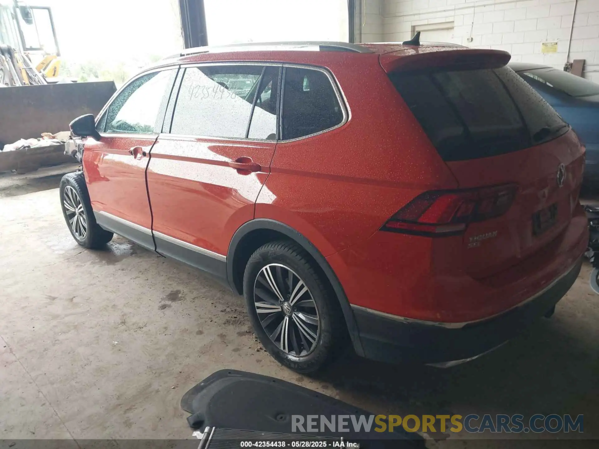 3 fotografías del automóvil dañado 3VV2B7AX9KM112949 VOLKSWAGEN TIGUAN 2019
