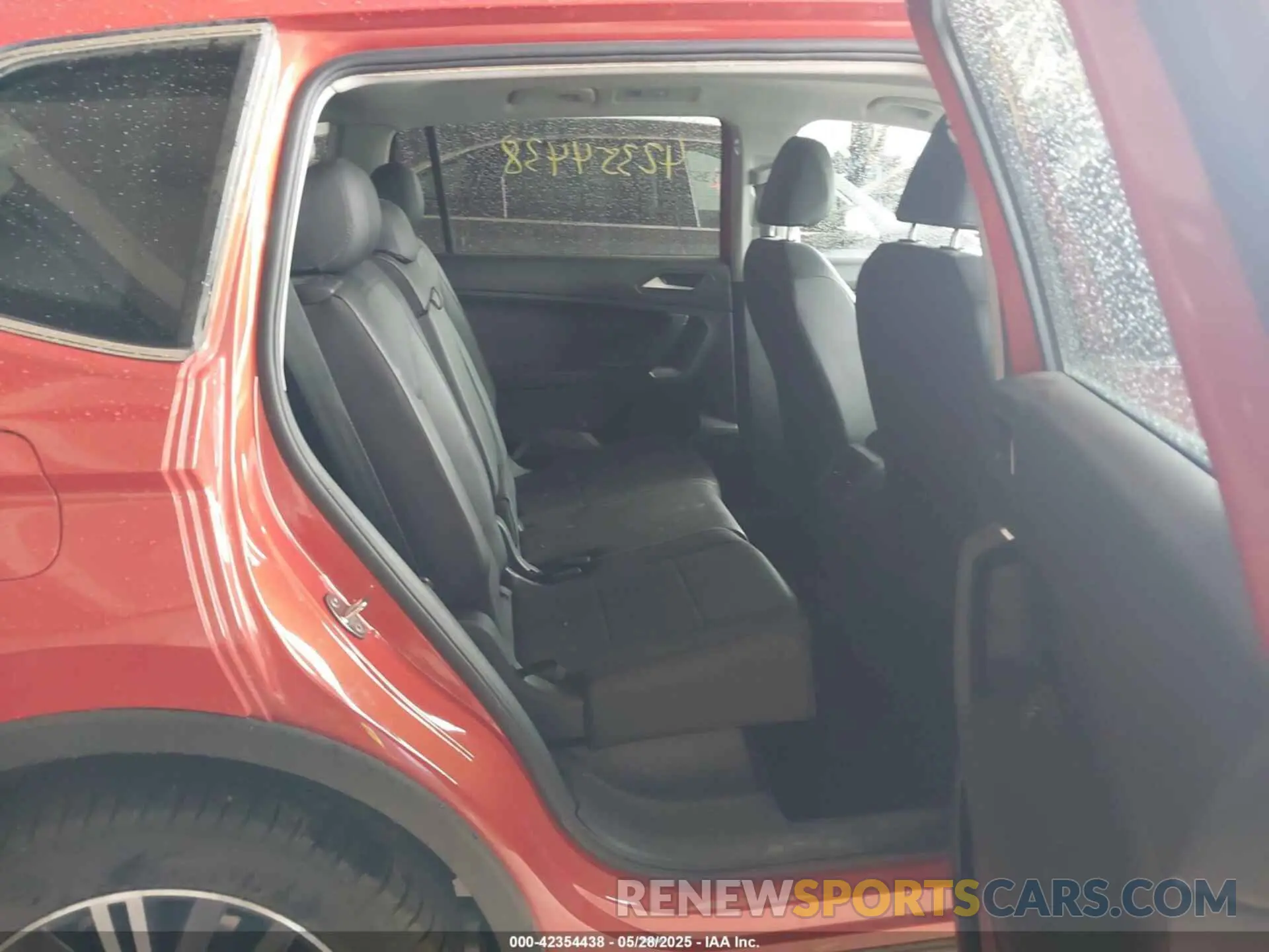 8 fotografías del automóvil dañado 3VV2B7AX9KM112949 VOLKSWAGEN TIGUAN 2019
