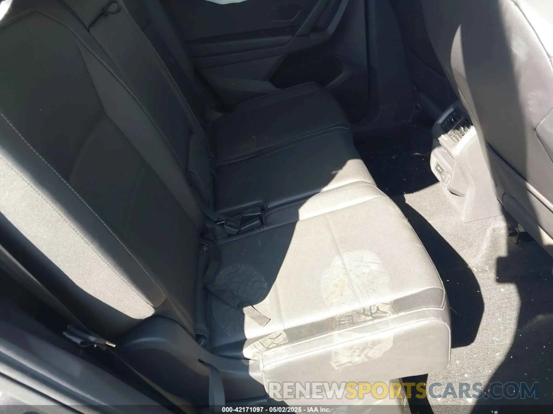 8 fotografías del automóvil dañado 3VV2B7AXXKM084286 VOLKSWAGEN TIGUAN 2019