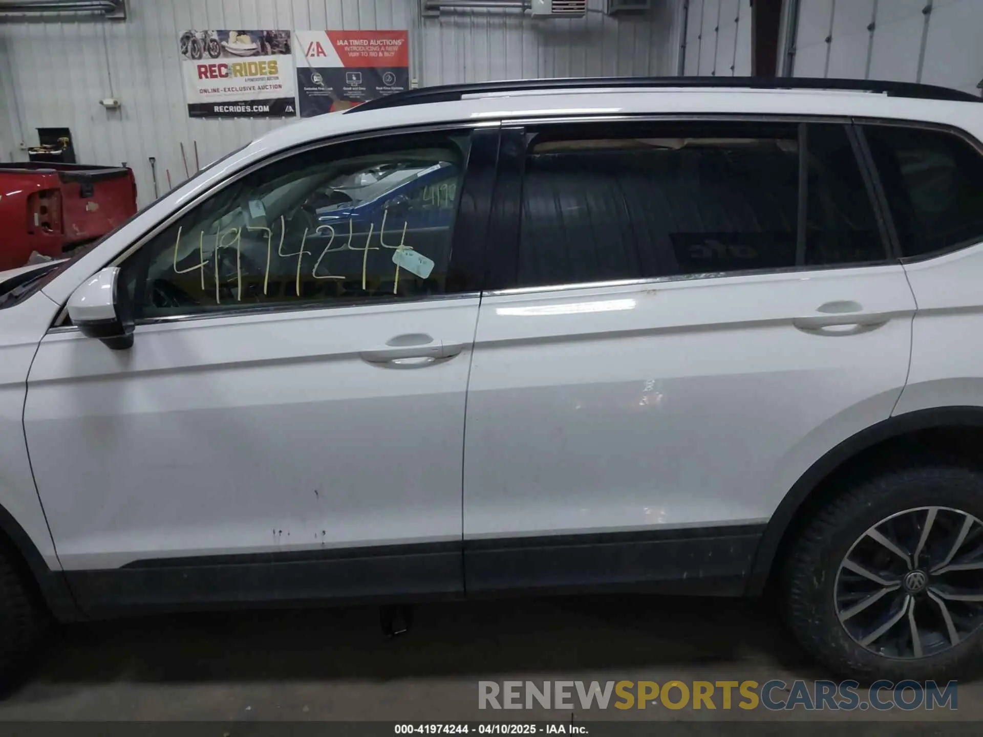 14 fotografías del automóvil dañado 3VV2B7AXXKM190608 VOLKSWAGEN TIGUAN 2019