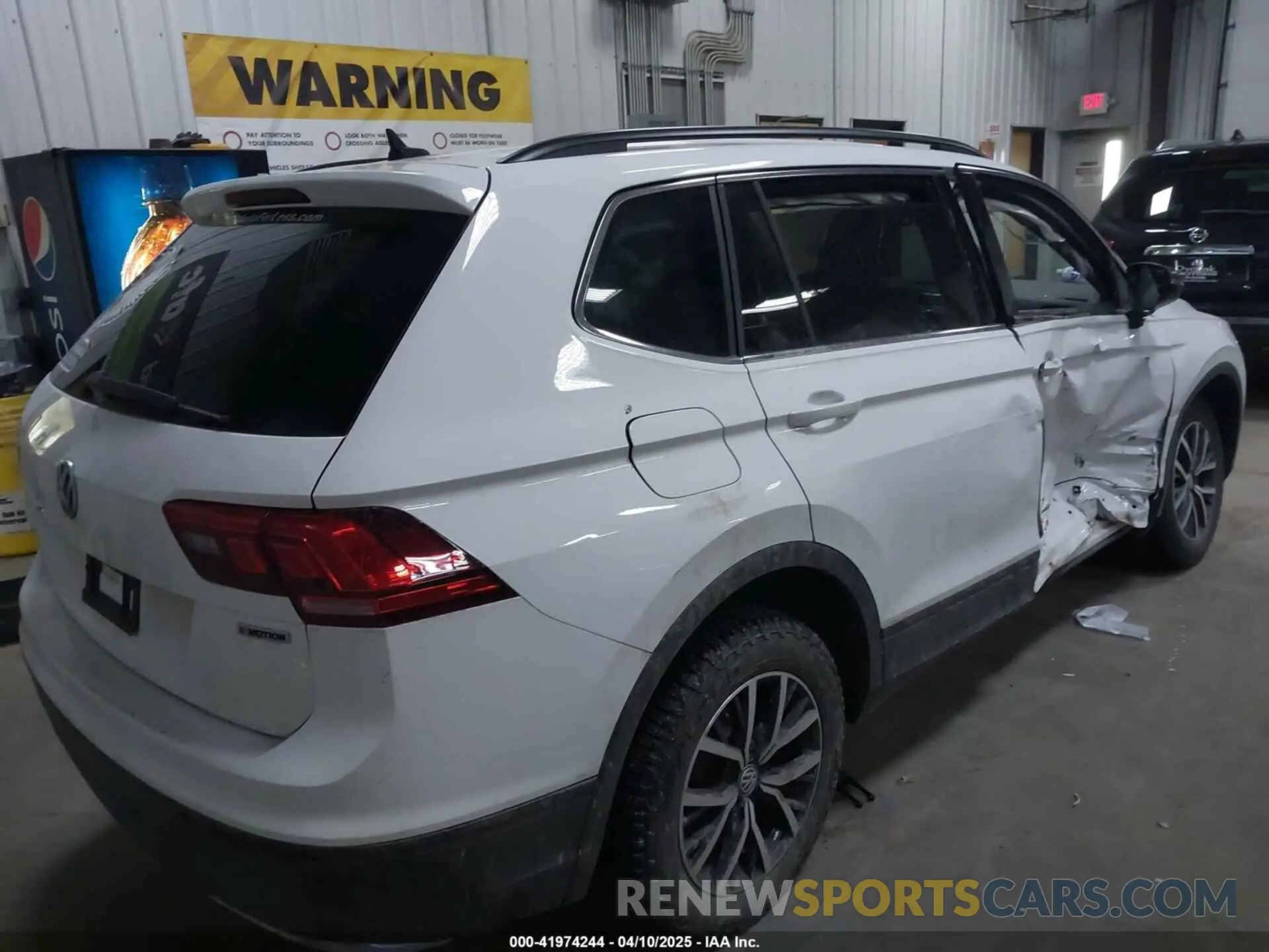 4 fotografías del automóvil dañado 3VV2B7AXXKM190608 VOLKSWAGEN TIGUAN 2019