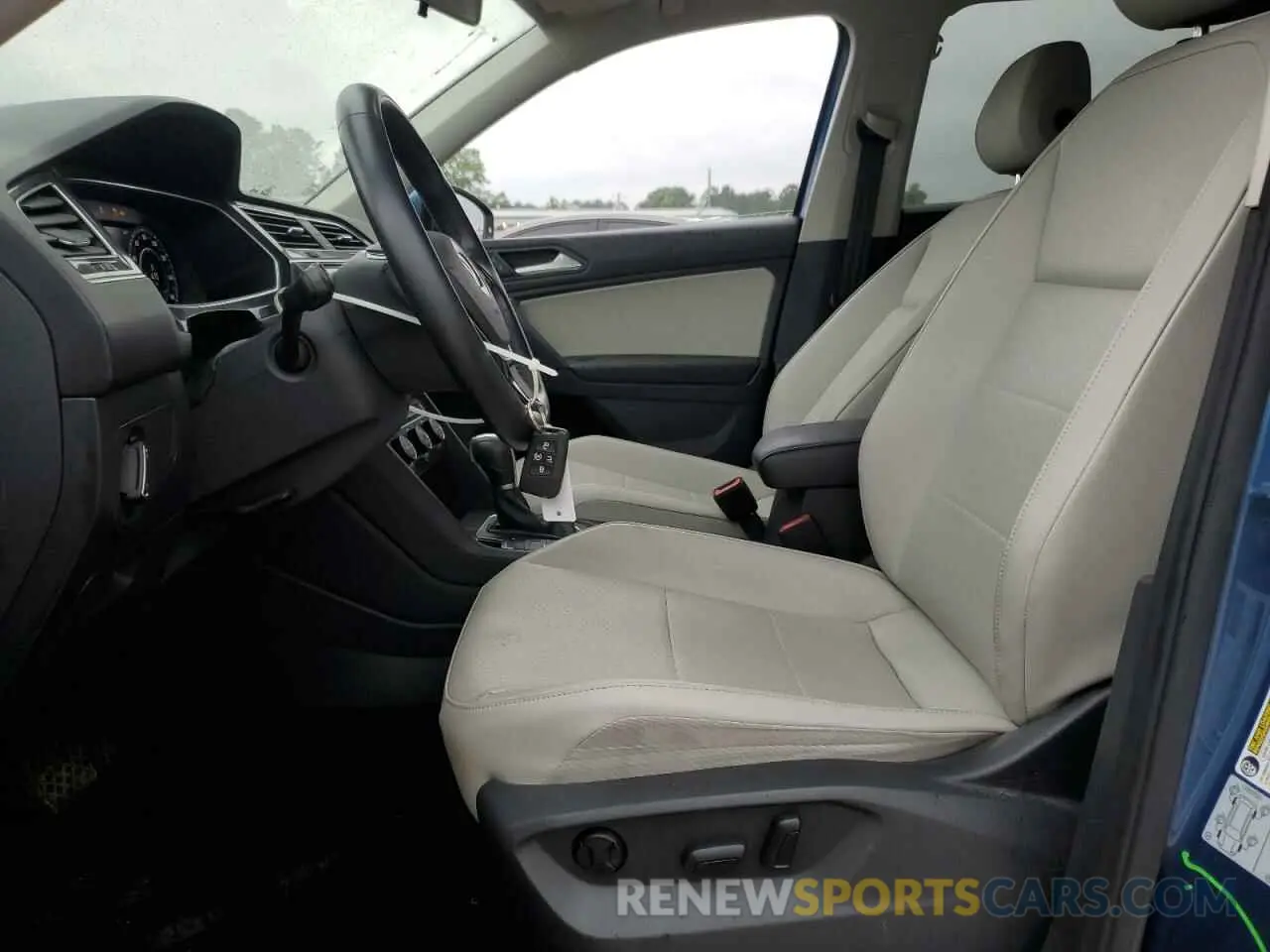 7 fotografías del automóvil dañado 3VV3B7AX0KM013733 VOLKSWAGEN TIGUAN 2019