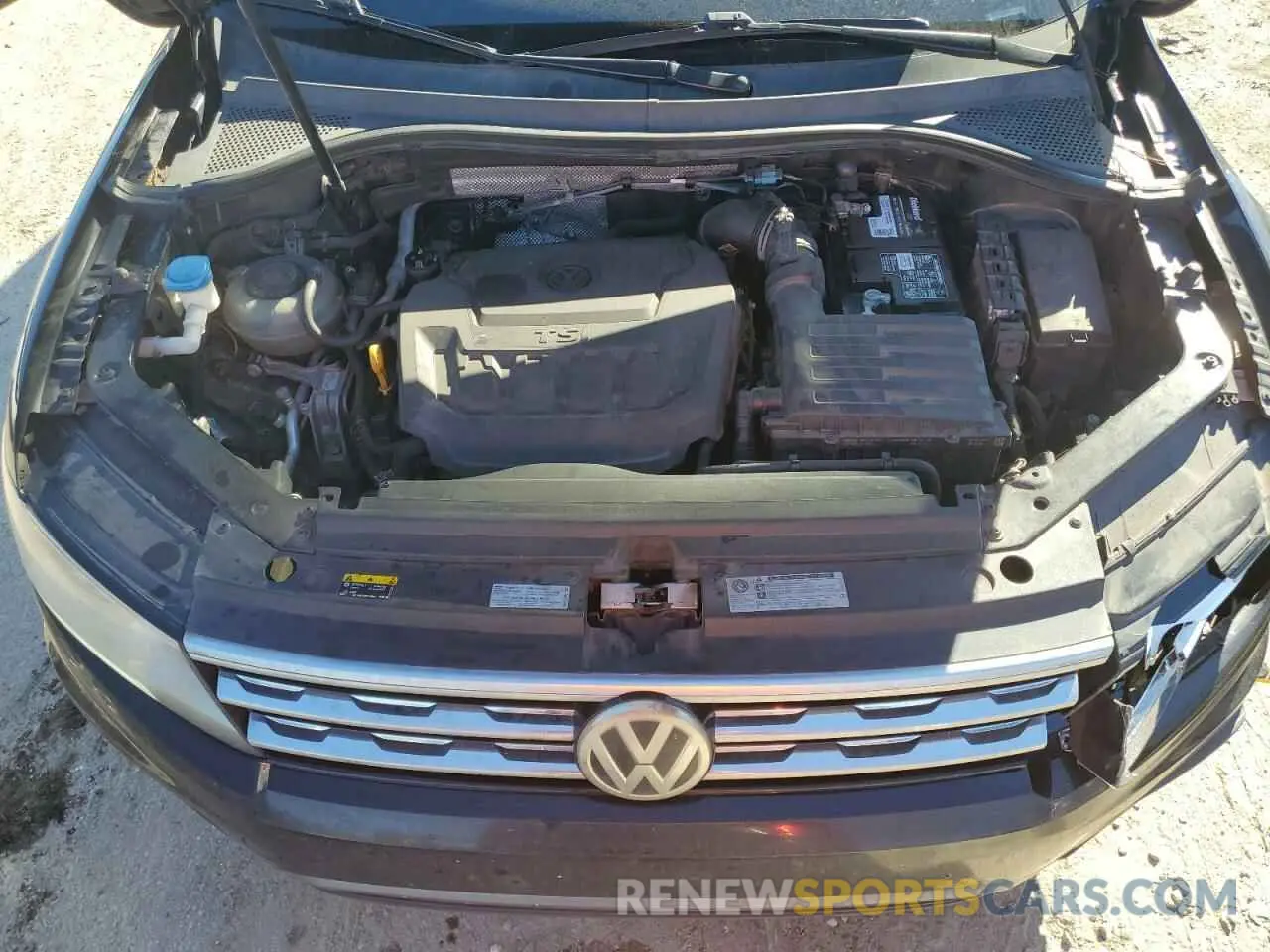 12 fotografías del automóvil dañado 3VV3B7AX1KM094578 VOLKSWAGEN TIGUAN 2019