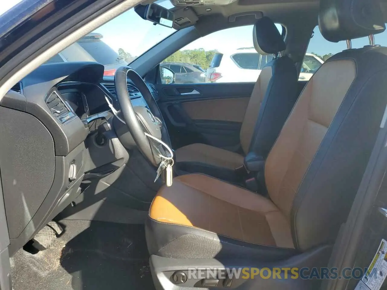 7 fotografías del automóvil dañado 3VV3B7AX1KM094578 VOLKSWAGEN TIGUAN 2019