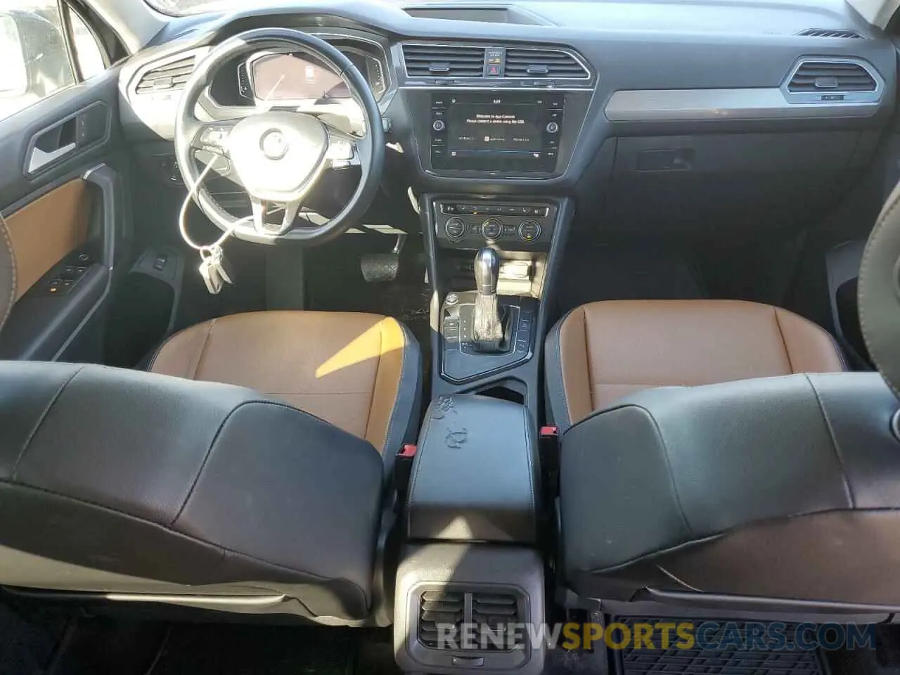 8 fotografías del automóvil dañado 3VV3B7AX1KM094578 VOLKSWAGEN TIGUAN 2019