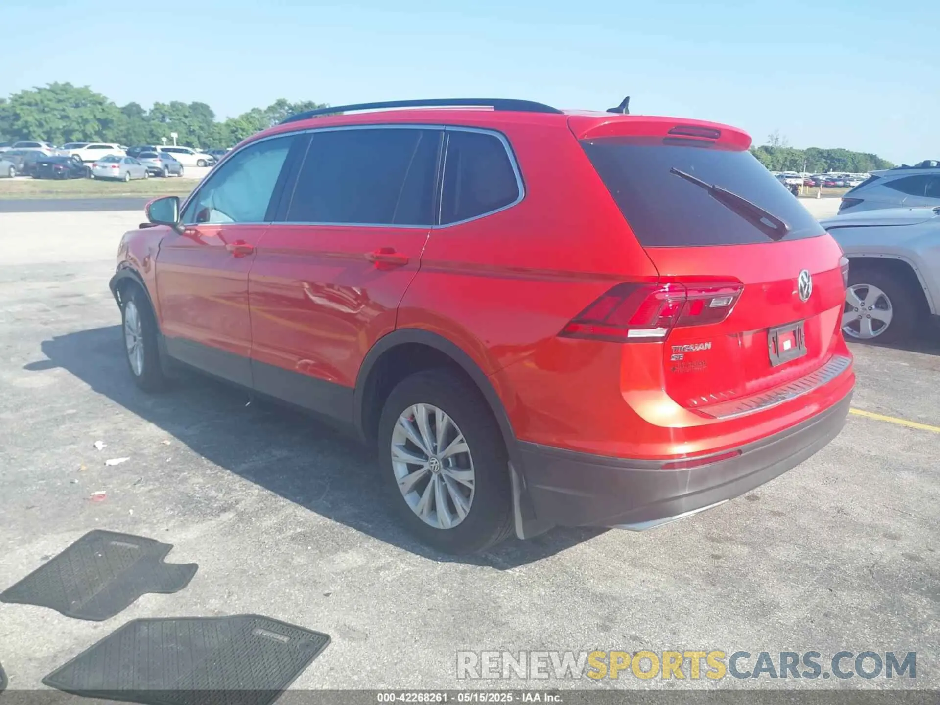 3 fotografías del automóvil dañado 3VV3B7AX2KM060679 VOLKSWAGEN TIGUAN 2019