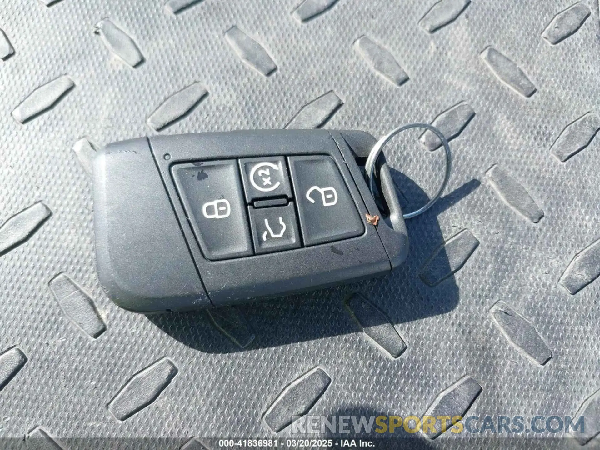 11 fotografías del automóvil dañado 3VV3B7AX2KM090202 VOLKSWAGEN TIGUAN 2019