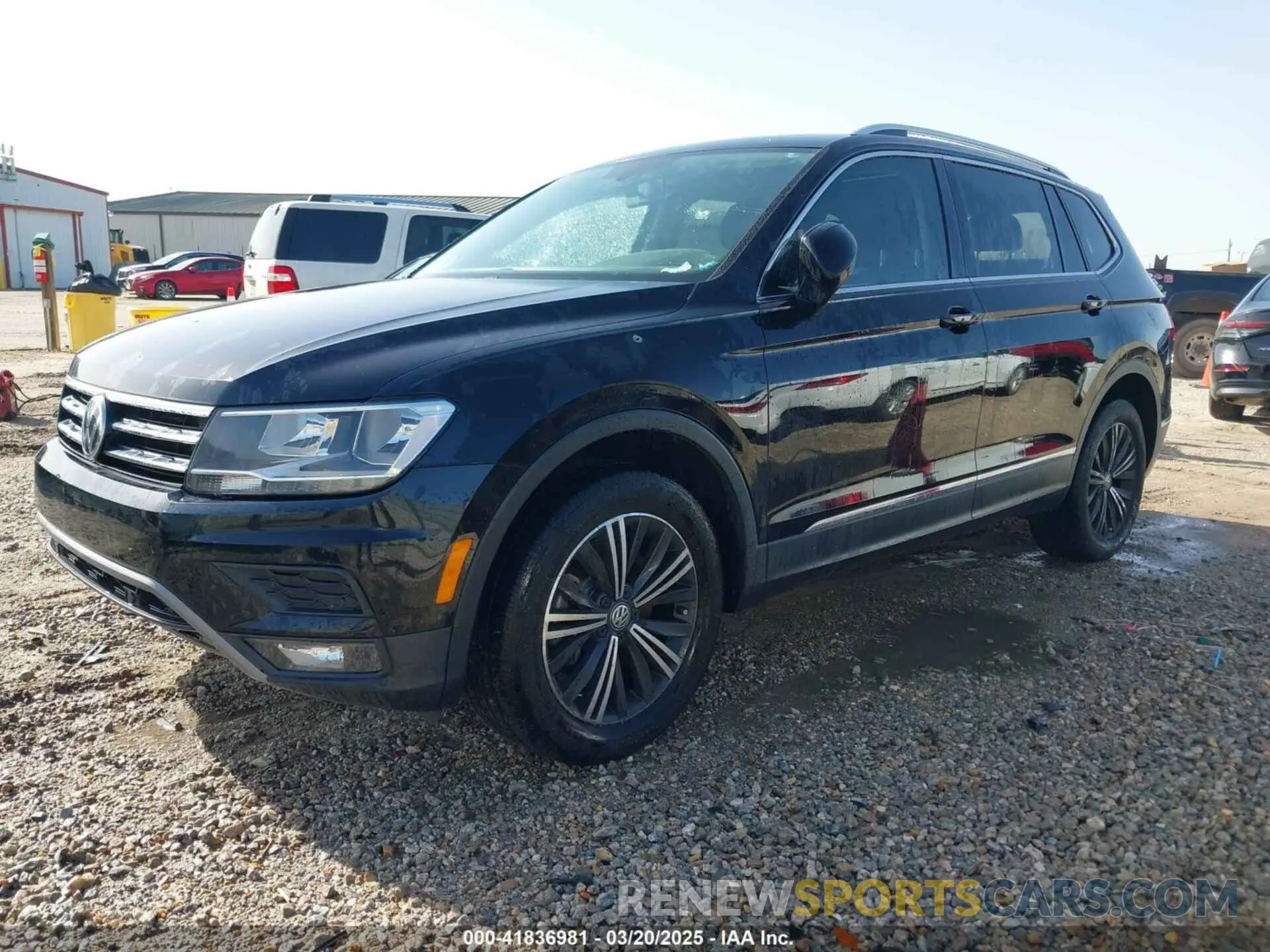 2 fotografías del automóvil dañado 3VV3B7AX2KM090202 VOLKSWAGEN TIGUAN 2019