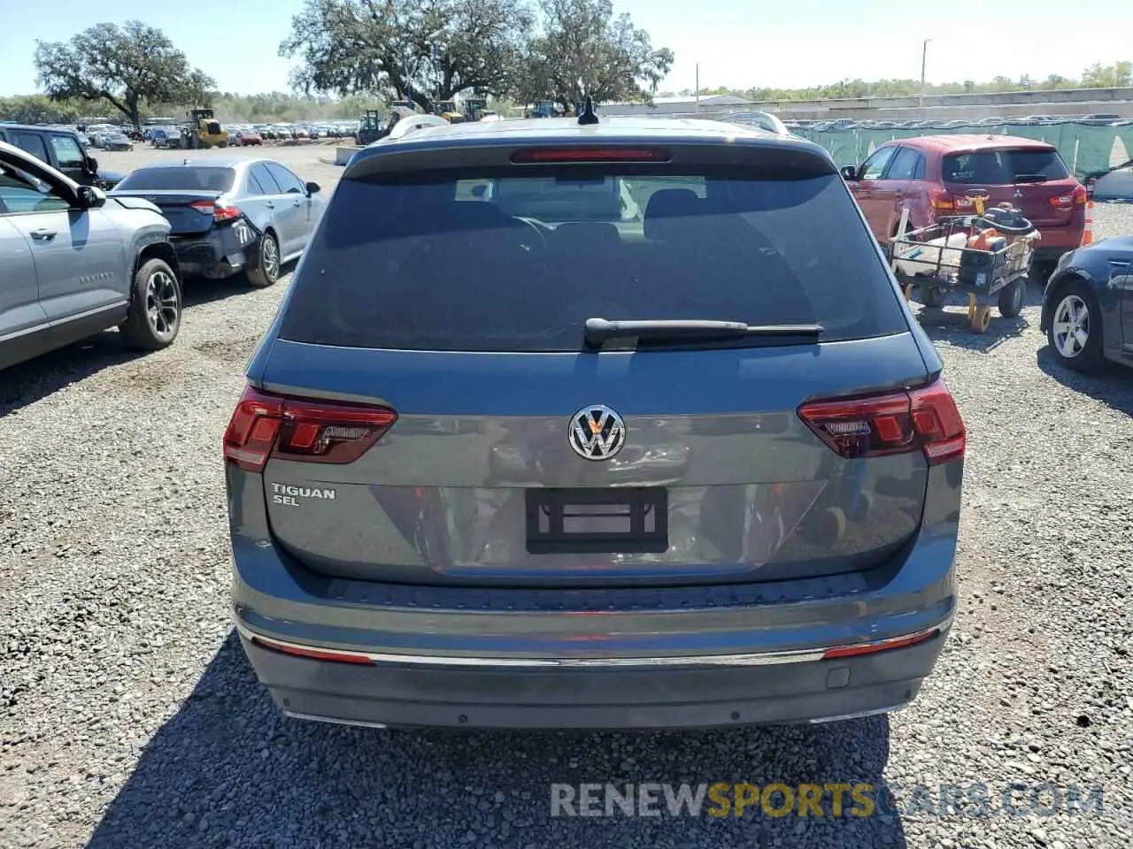 6 fotografías del automóvil dañado 3VV3B7AX2KM106754 VOLKSWAGEN TIGUAN 2019
