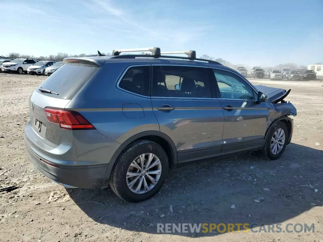 3 fotografías del automóvil dañado 3VV3B7AX3KM053241 VOLKSWAGEN TIGUAN 2019
