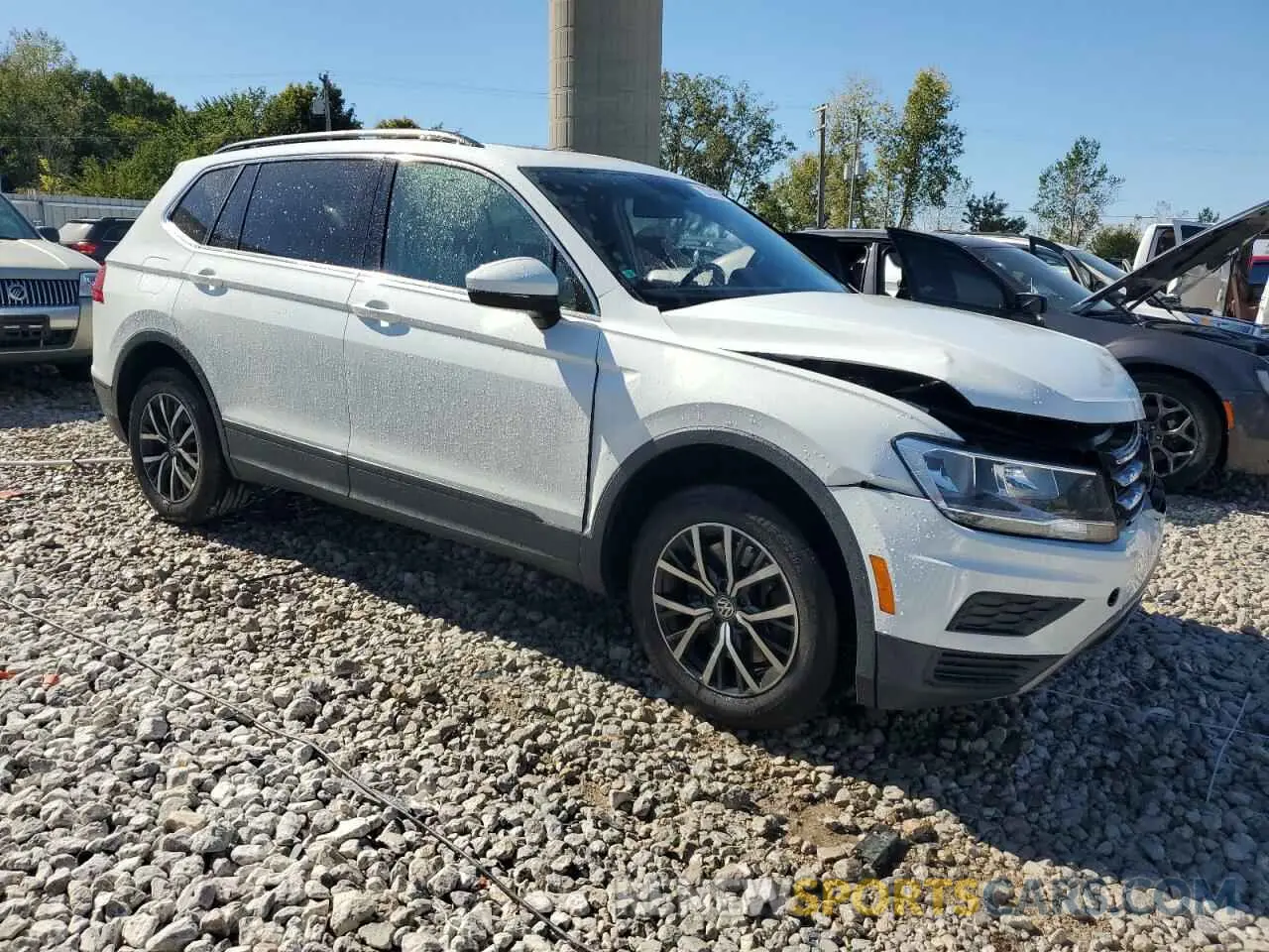 4 fotografías del automóvil dañado 3VV3B7AX3KM150732 VOLKSWAGEN TIGUAN 2019