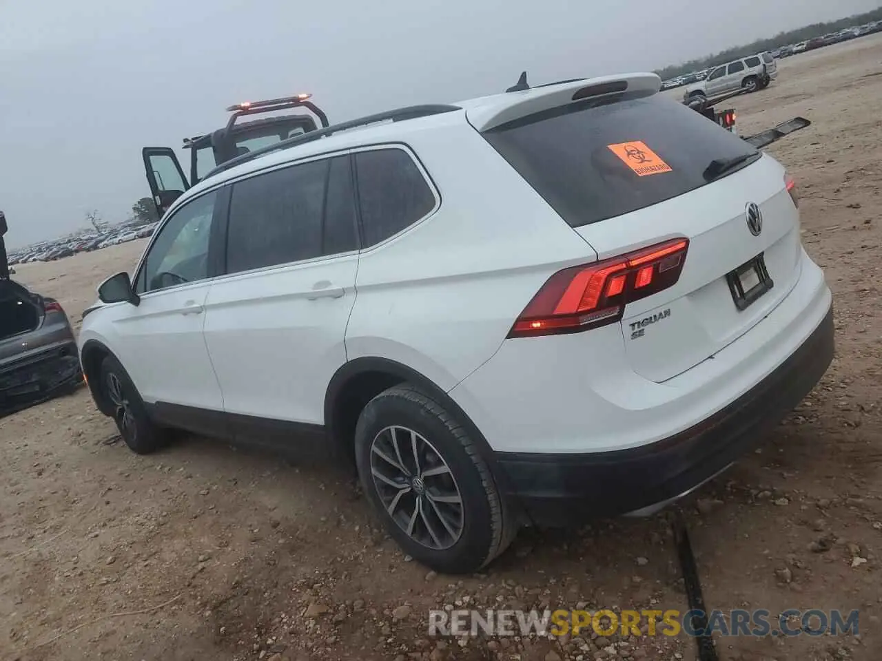 2 fotografías del automóvil dañado 3VV3B7AX4KM027487 VOLKSWAGEN TIGUAN 2019