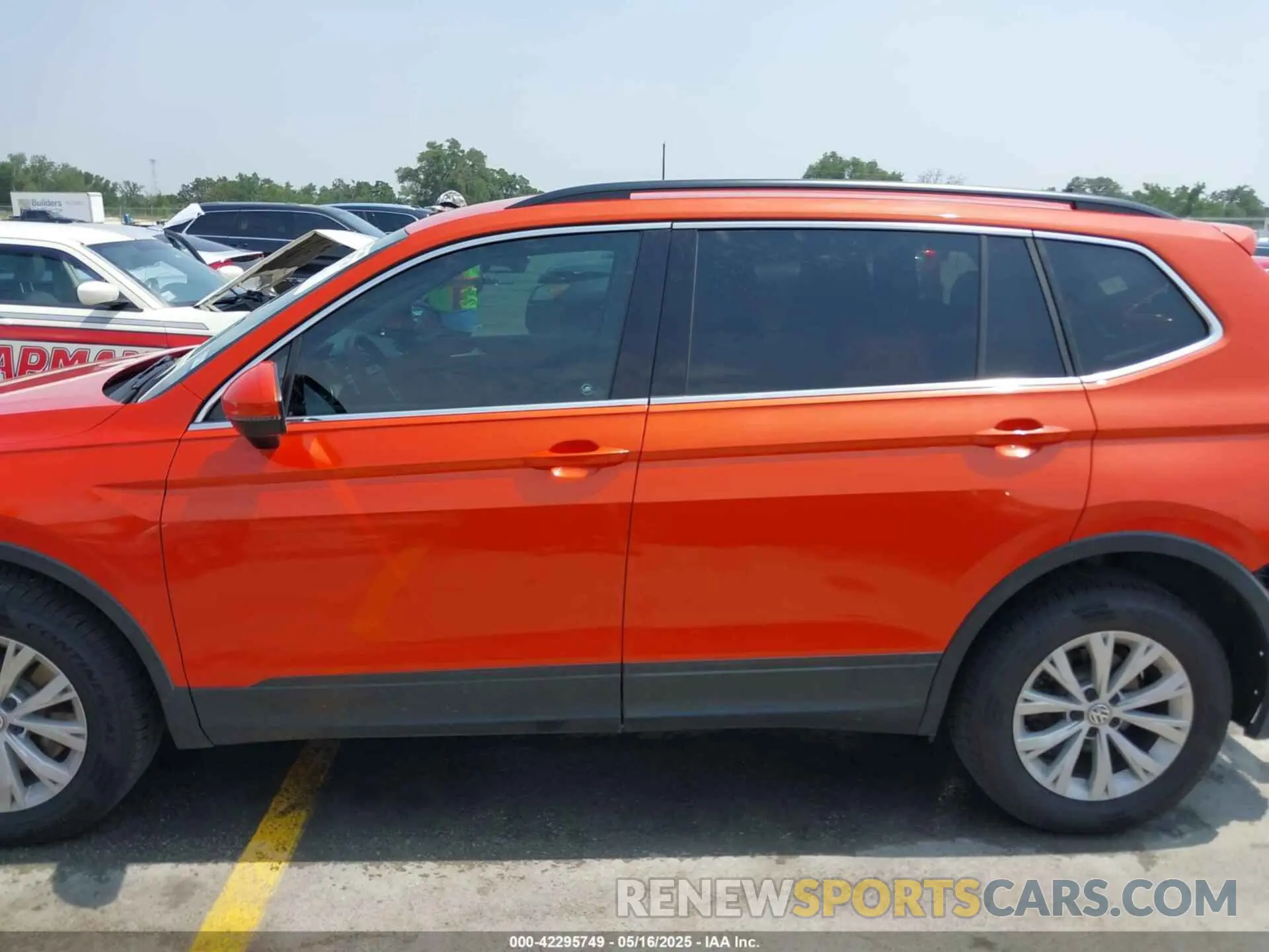 15 fotografías del automóvil dañado 3VV3B7AX4KM045617 VOLKSWAGEN TIGUAN 2019