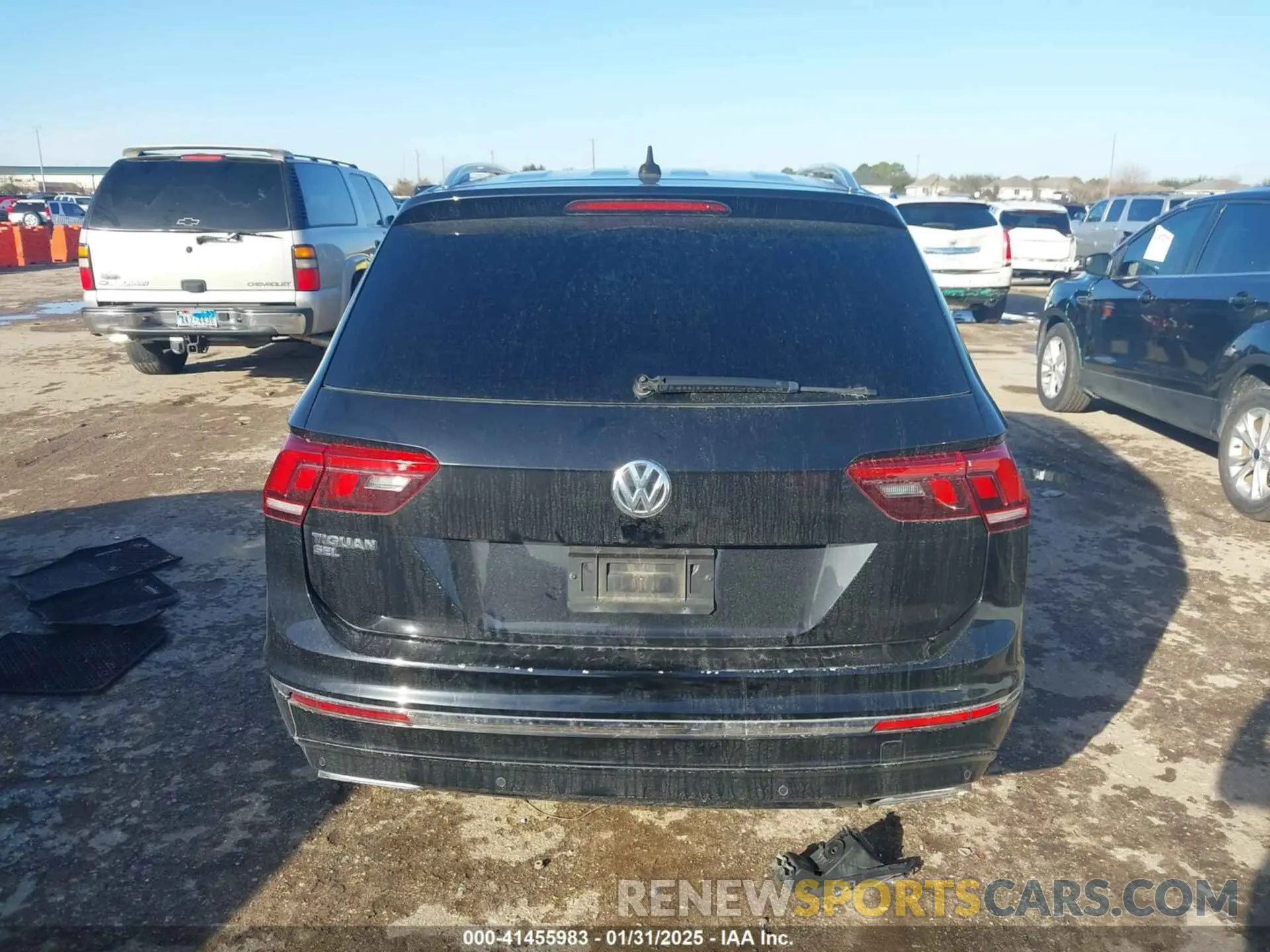 16 fotografías del automóvil dañado 3VV3B7AX4KM052633 VOLKSWAGEN TIGUAN 2019