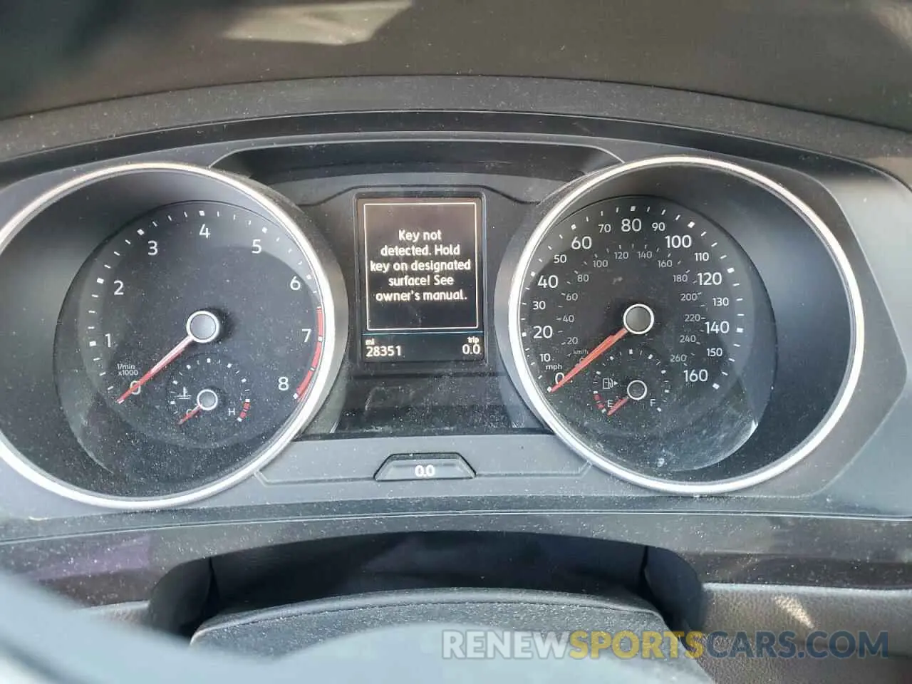 9 fotografías del automóvil dañado 3VV3B7AX4KM143031 VOLKSWAGEN TIGUAN 2019
