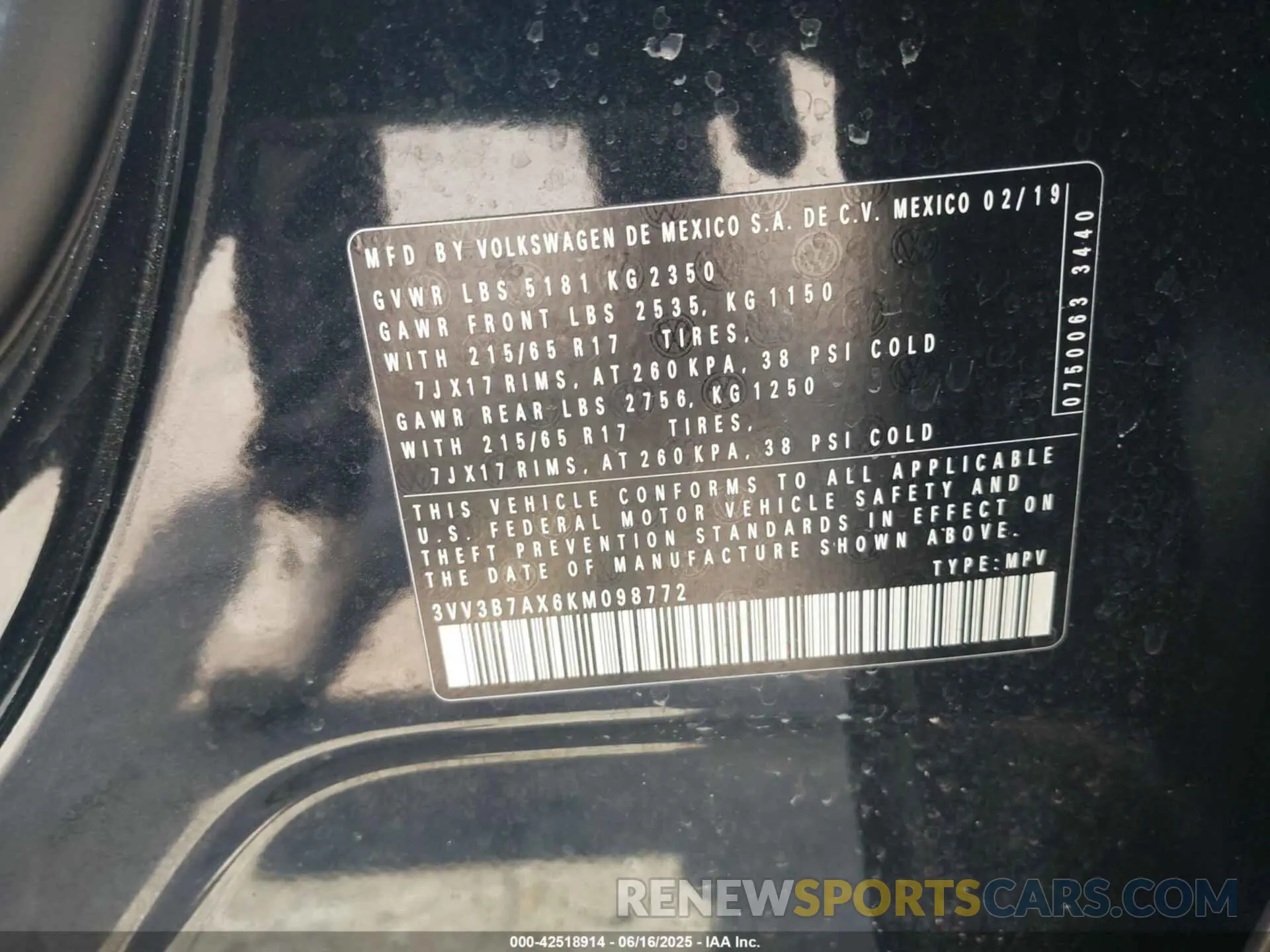 9 fotografías del automóvil dañado 3VV3B7AX6KM098772 VOLKSWAGEN TIGUAN 2019