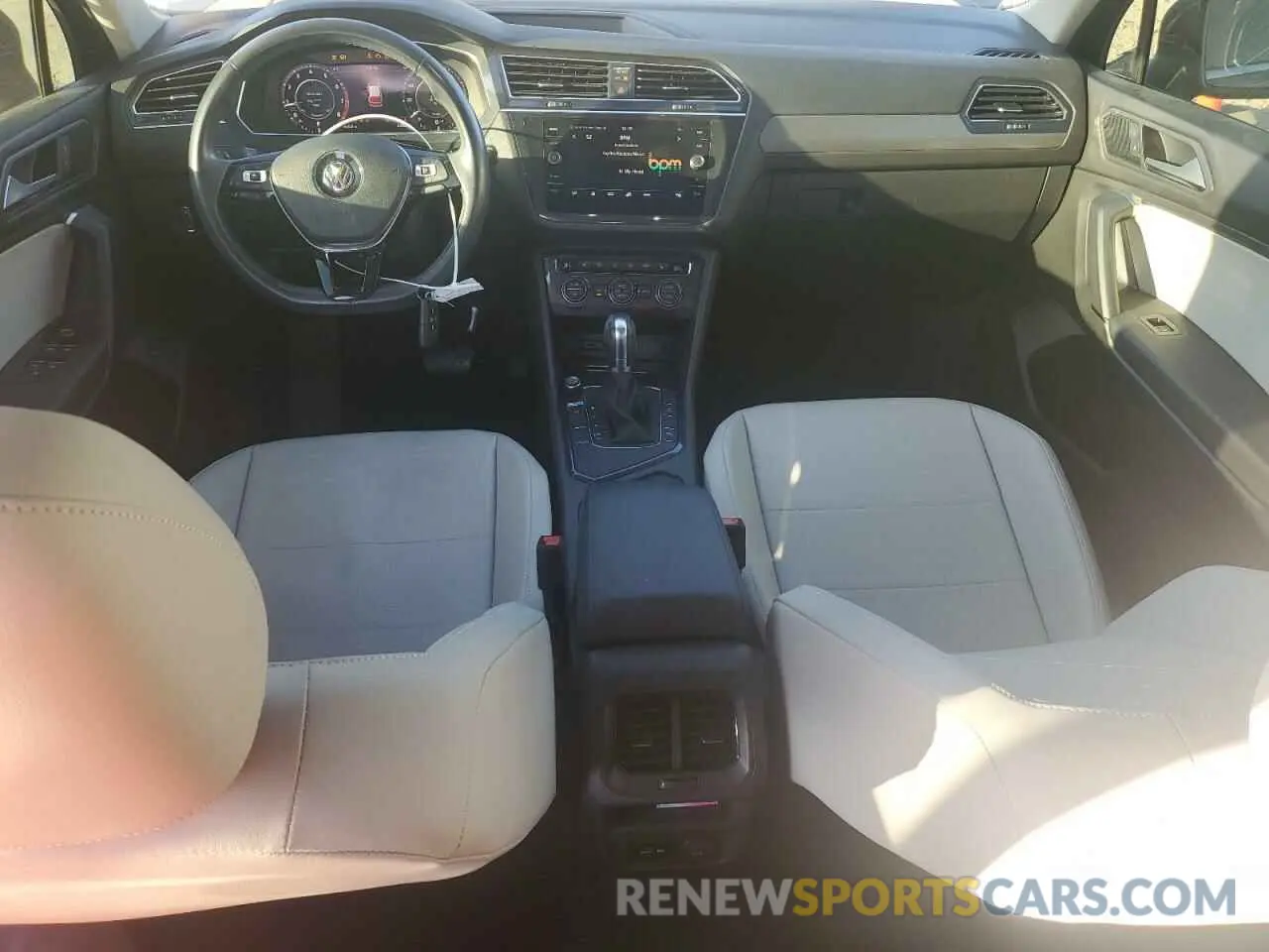 8 fotografías del automóvil dañado 3VV3B7AX7KM042713 VOLKSWAGEN TIGUAN 2019