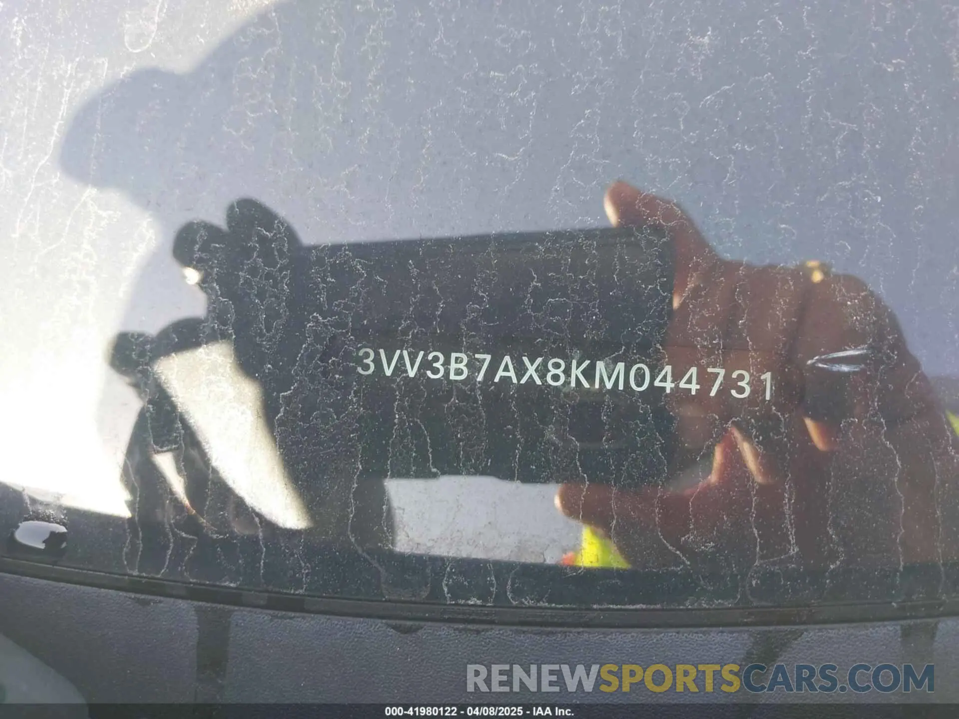 9 fotografías del automóvil dañado 3VV3B7AX8KM044731 VOLKSWAGEN TIGUAN 2019
