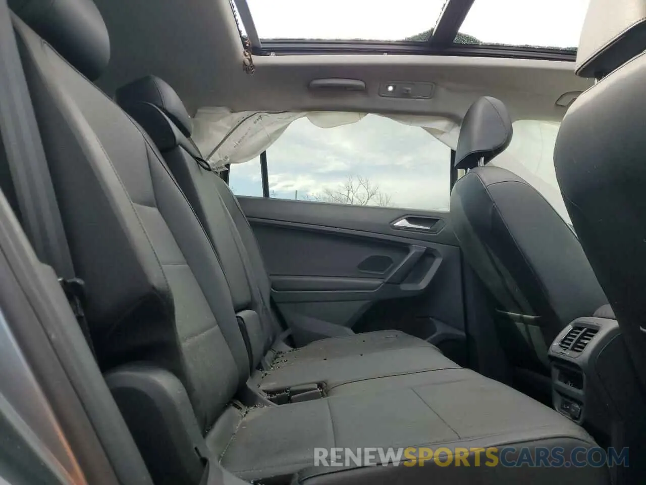 11 fotografías del automóvil dañado 3VV3B7AX8KM068074 VOLKSWAGEN TIGUAN 2019