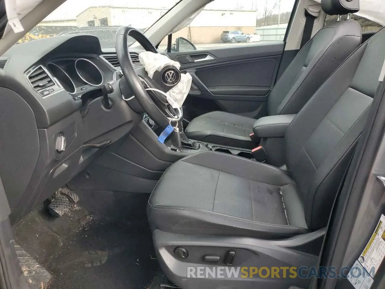 7 fotografías del automóvil dañado 3VV3B7AX8KM068074 VOLKSWAGEN TIGUAN 2019