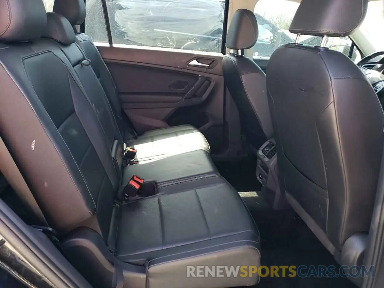 11 fotografías del automóvil dañado 3VV3B7AX8KM190398 VOLKSWAGEN TIGUAN 2019
