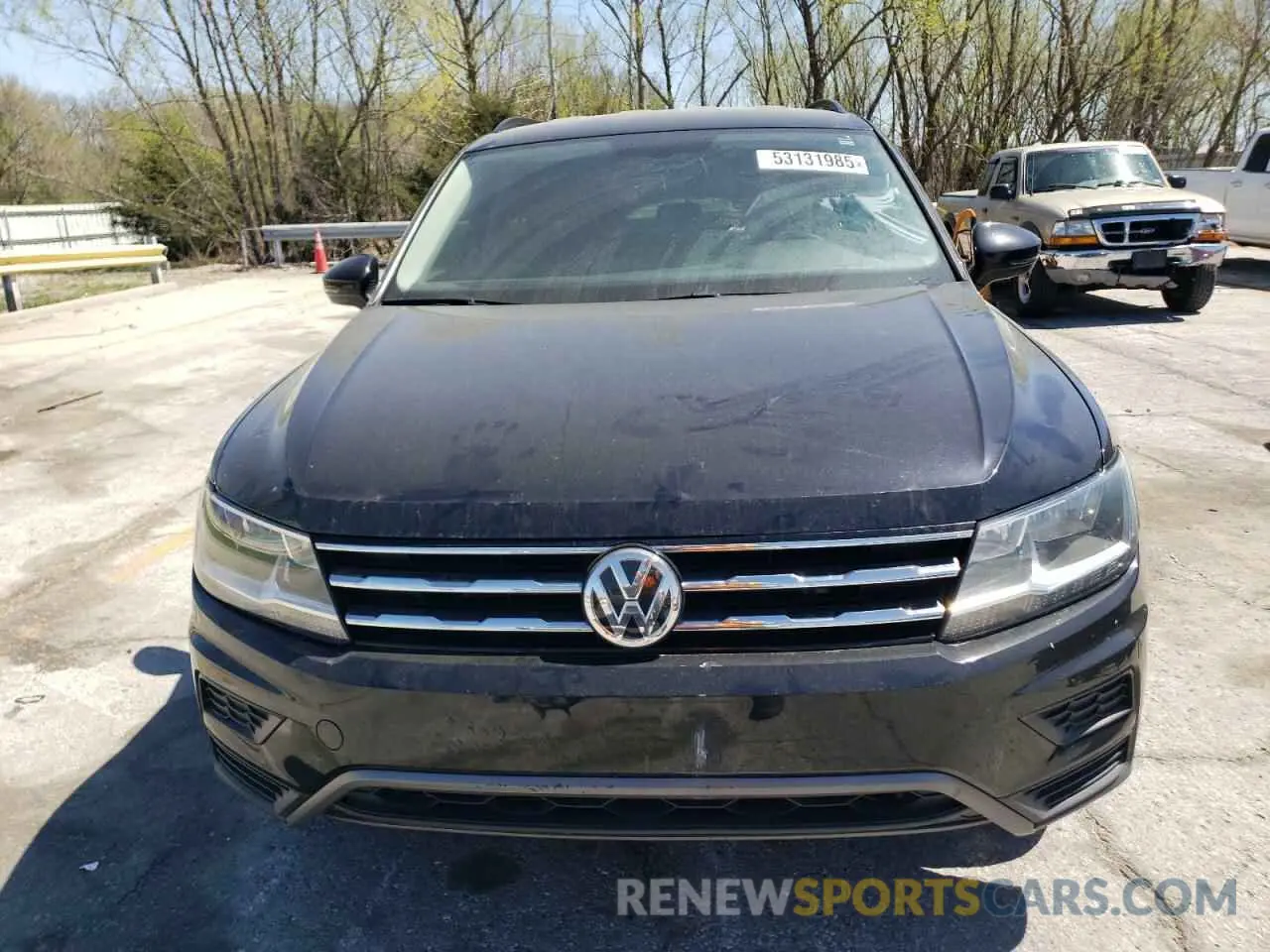 5 fotografías del automóvil dañado 3VV3B7AX8KM190398 VOLKSWAGEN TIGUAN 2019
