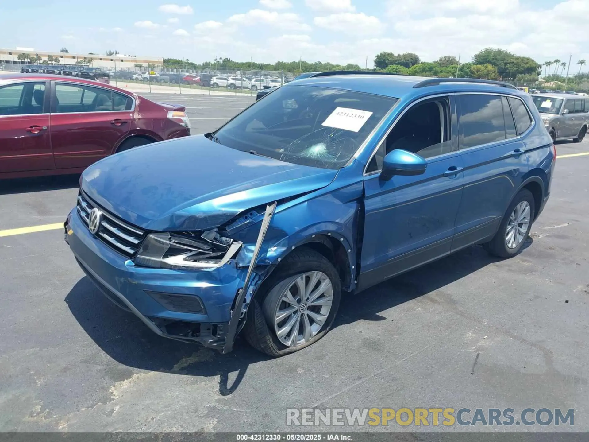 2 fotografías del automóvil dañado 3VV3B7AX9KM057438 VOLKSWAGEN TIGUAN 2019
