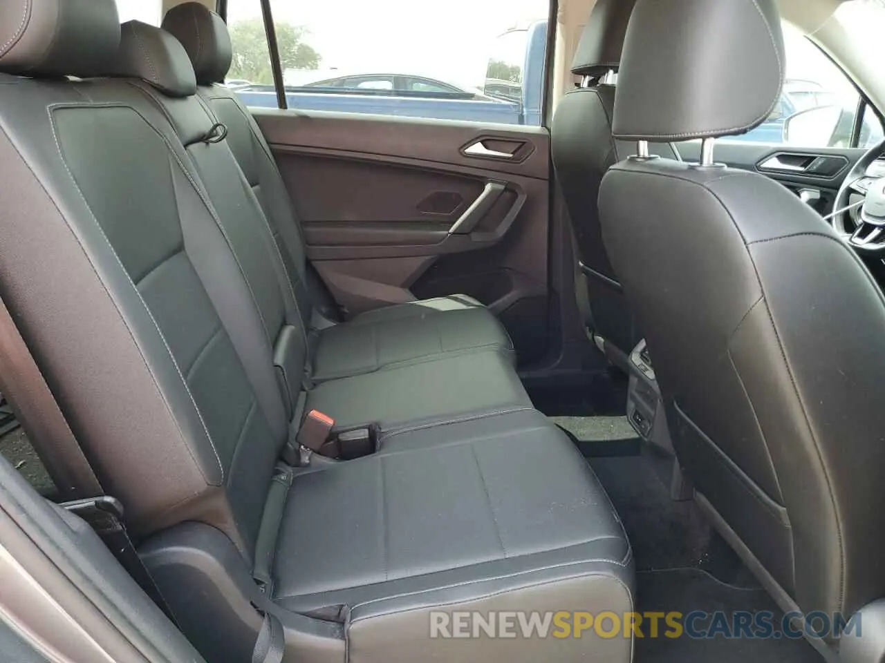 11 fotografías del automóvil dañado 3VV3B7AX9KM063174 VOLKSWAGEN TIGUAN 2019
