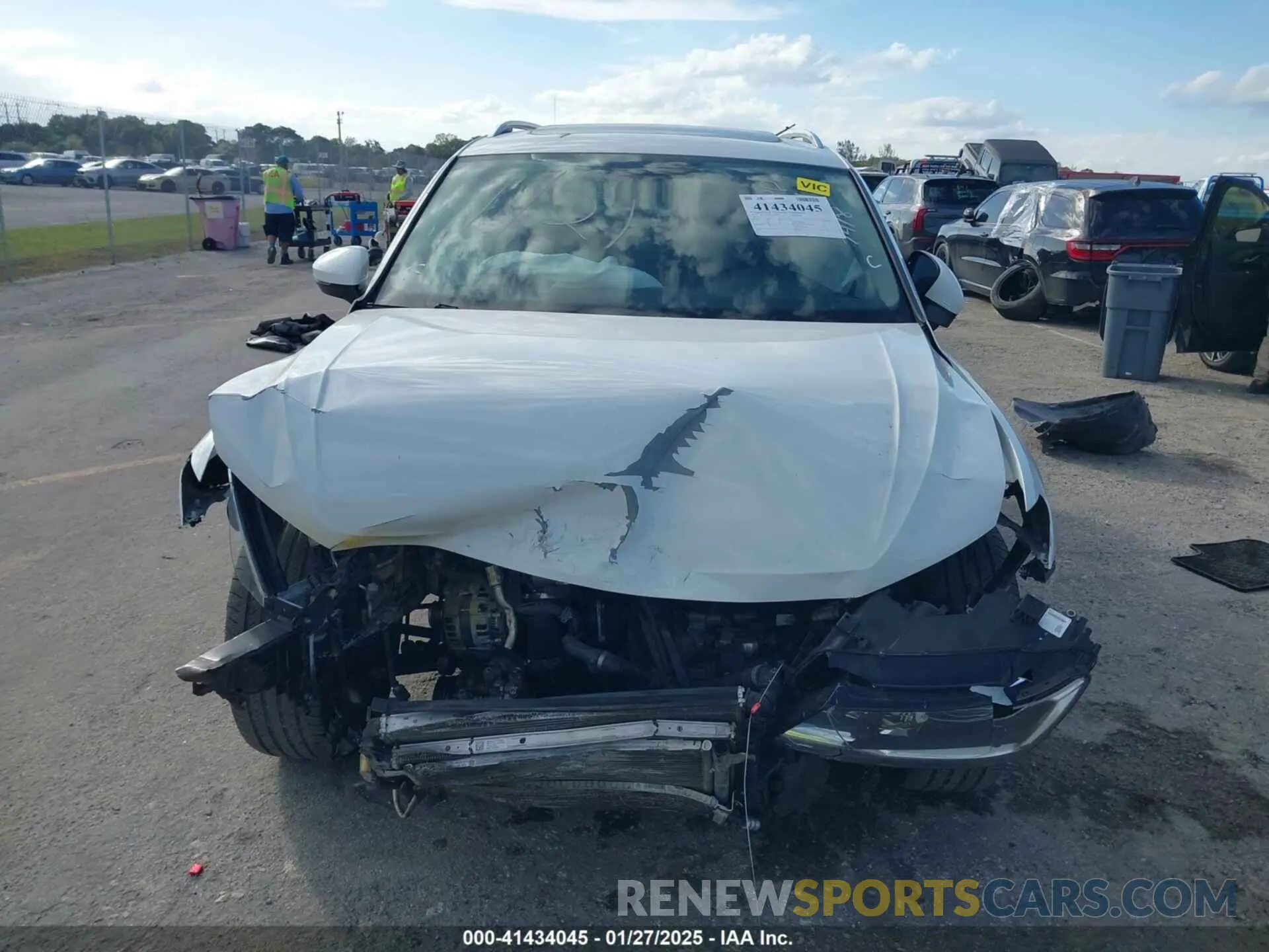 11 fotografías del automóvil dañado 3VV3B7AX9KM067418 VOLKSWAGEN TIGUAN 2019