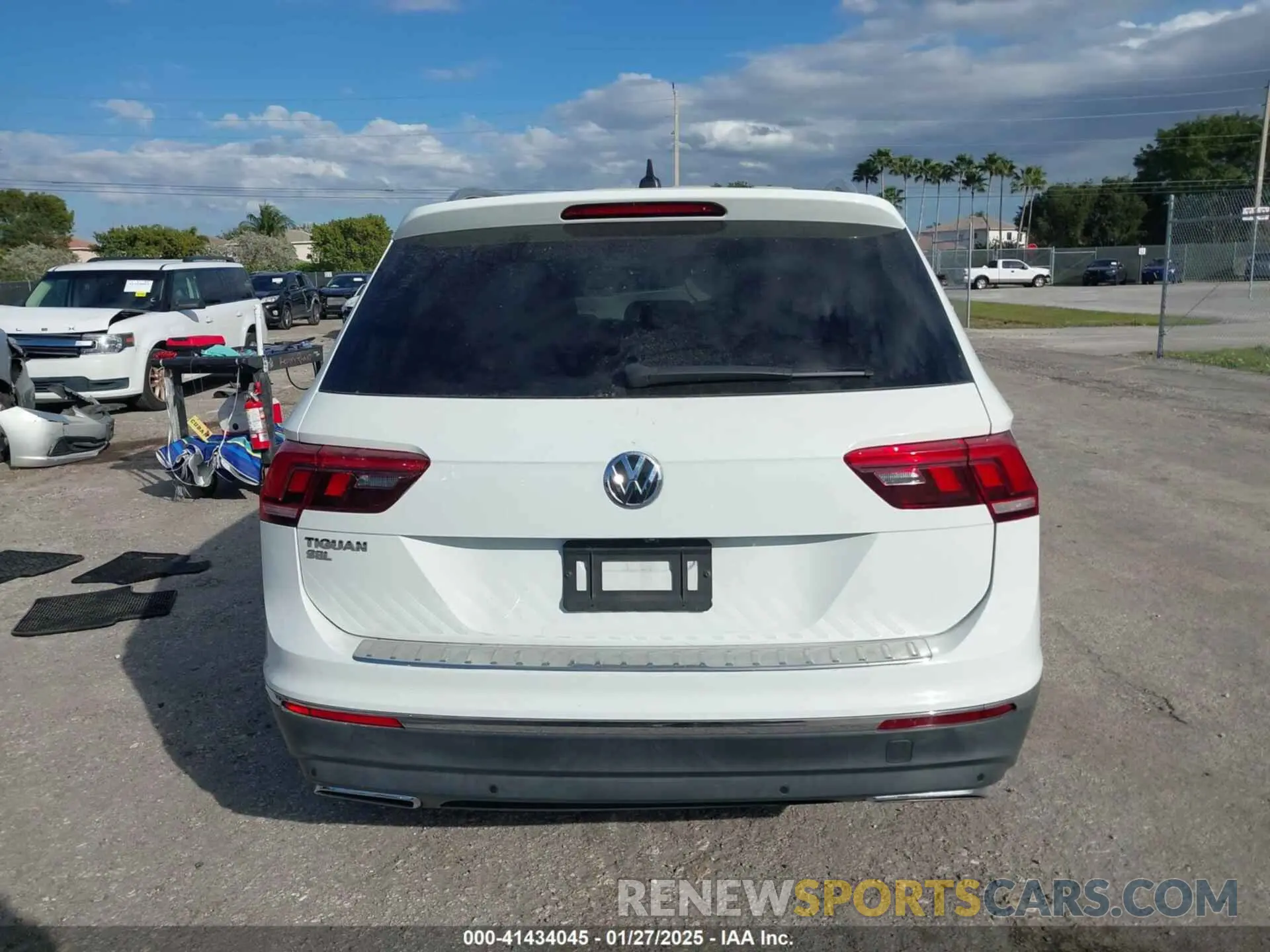 15 fotografías del automóvil dañado 3VV3B7AX9KM067418 VOLKSWAGEN TIGUAN 2019