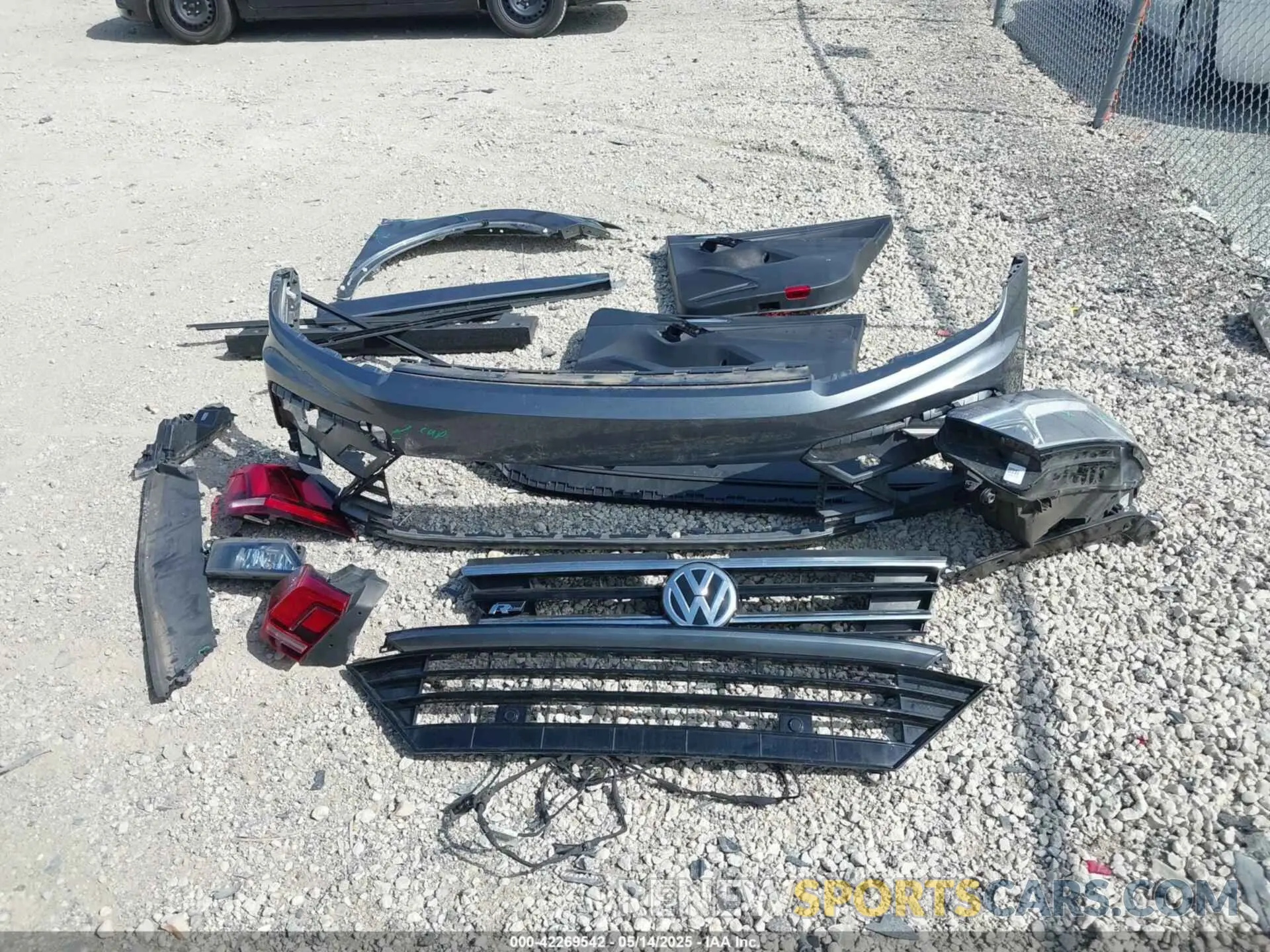 12 fotografías del automóvil dañado 3VV3B7AX9KM134177 VOLKSWAGEN TIGUAN 2019