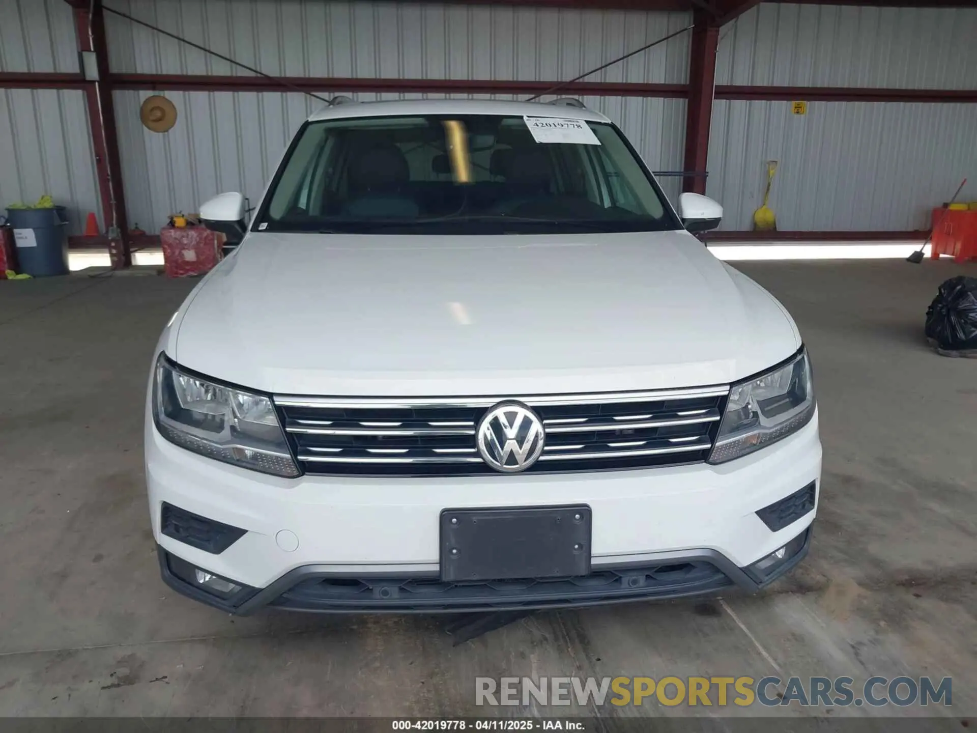 12 fotografías del automóvil dañado 3VV3B7AXXKM055925 VOLKSWAGEN TIGUAN 2019