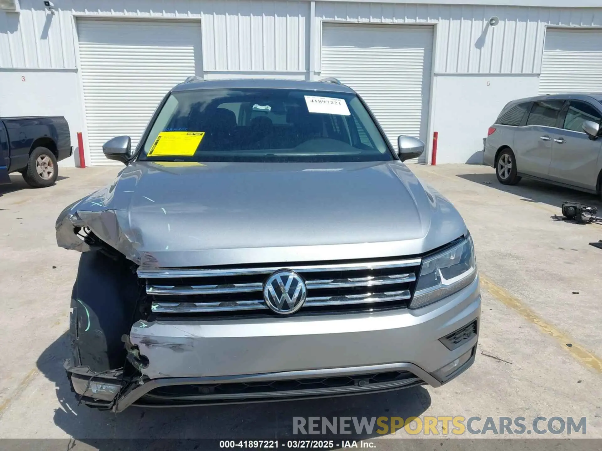 13 fotografías del automóvil dañado 3VV3B7AXXKM133247 VOLKSWAGEN TIGUAN 2019