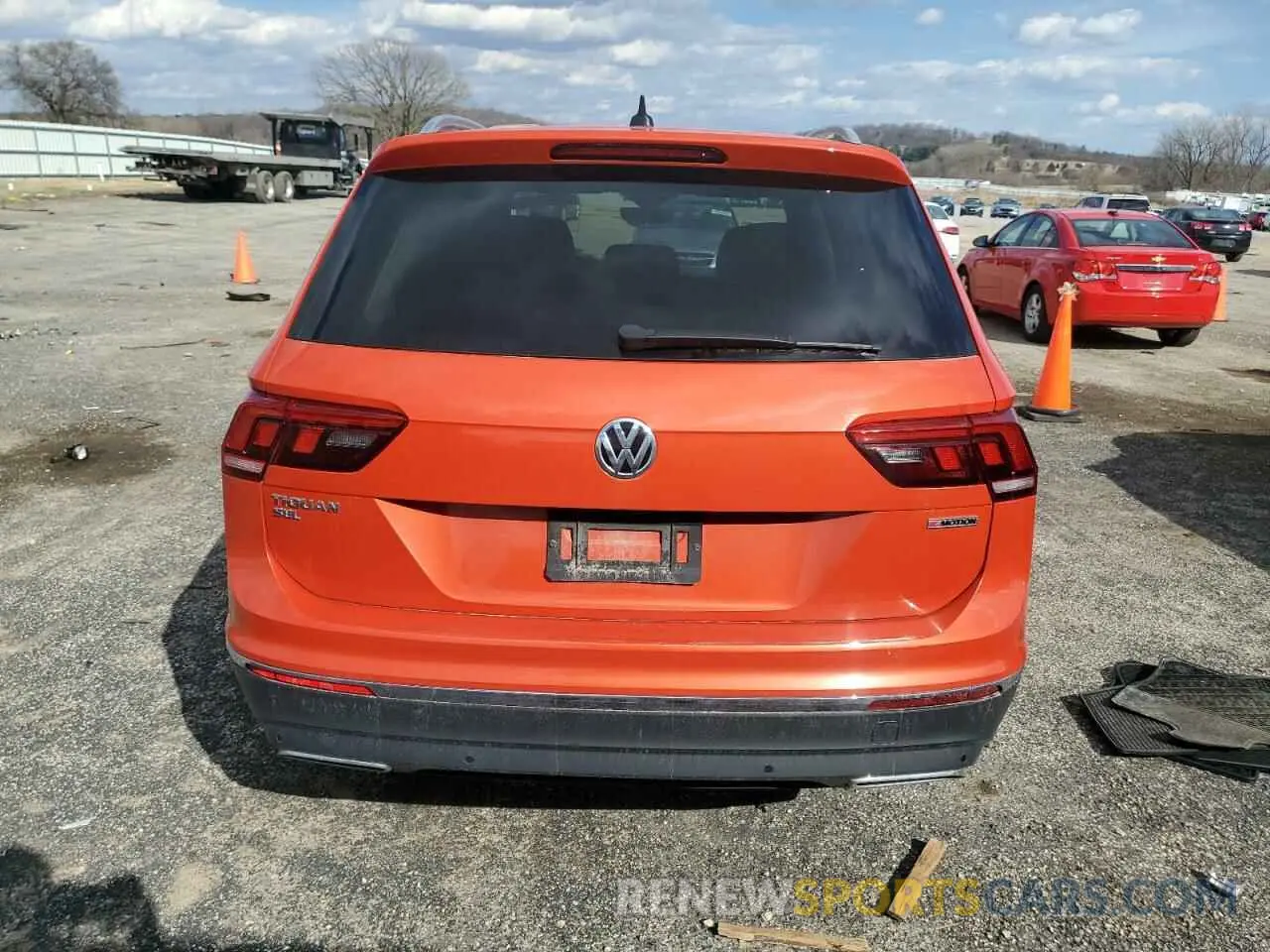 6 fotografías del automóvil dañado 3VV4B7AX4KM126301 VOLKSWAGEN TIGUAN 2019