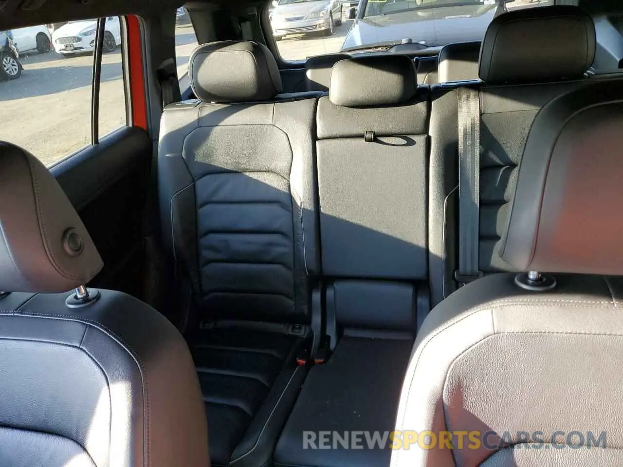 10 fotografías del automóvil dañado 3VV4B7AX8KM052025 VOLKSWAGEN TIGUAN 2019
