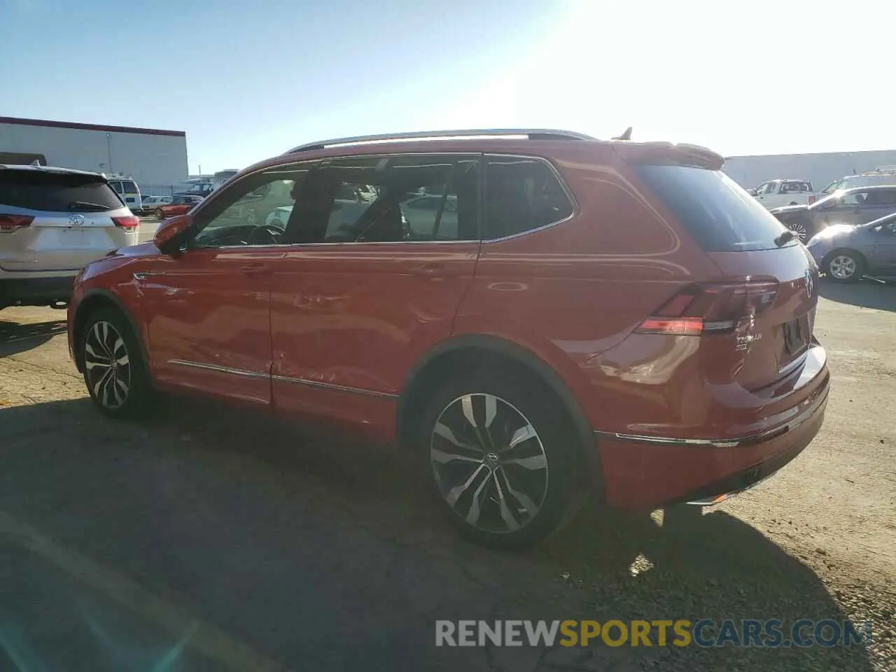 2 fotografías del automóvil dañado 3VV4B7AX8KM052025 VOLKSWAGEN TIGUAN 2019