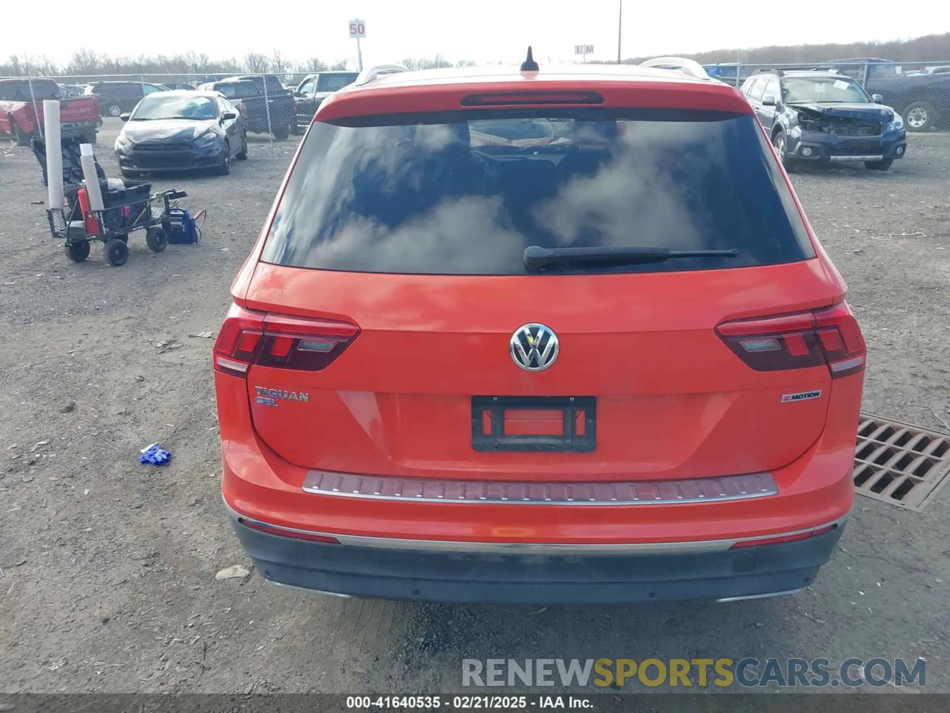16 fotografías del automóvil dañado 3VV4B7AX9KM068380 VOLKSWAGEN TIGUAN 2019