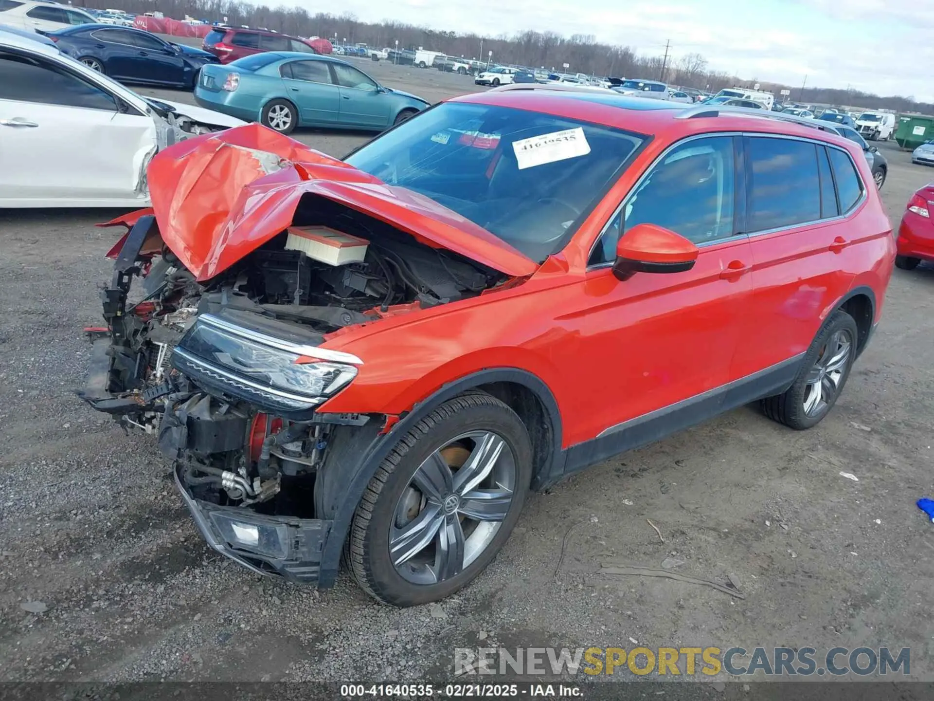 2 fotografías del automóvil dañado 3VV4B7AX9KM068380 VOLKSWAGEN TIGUAN 2019