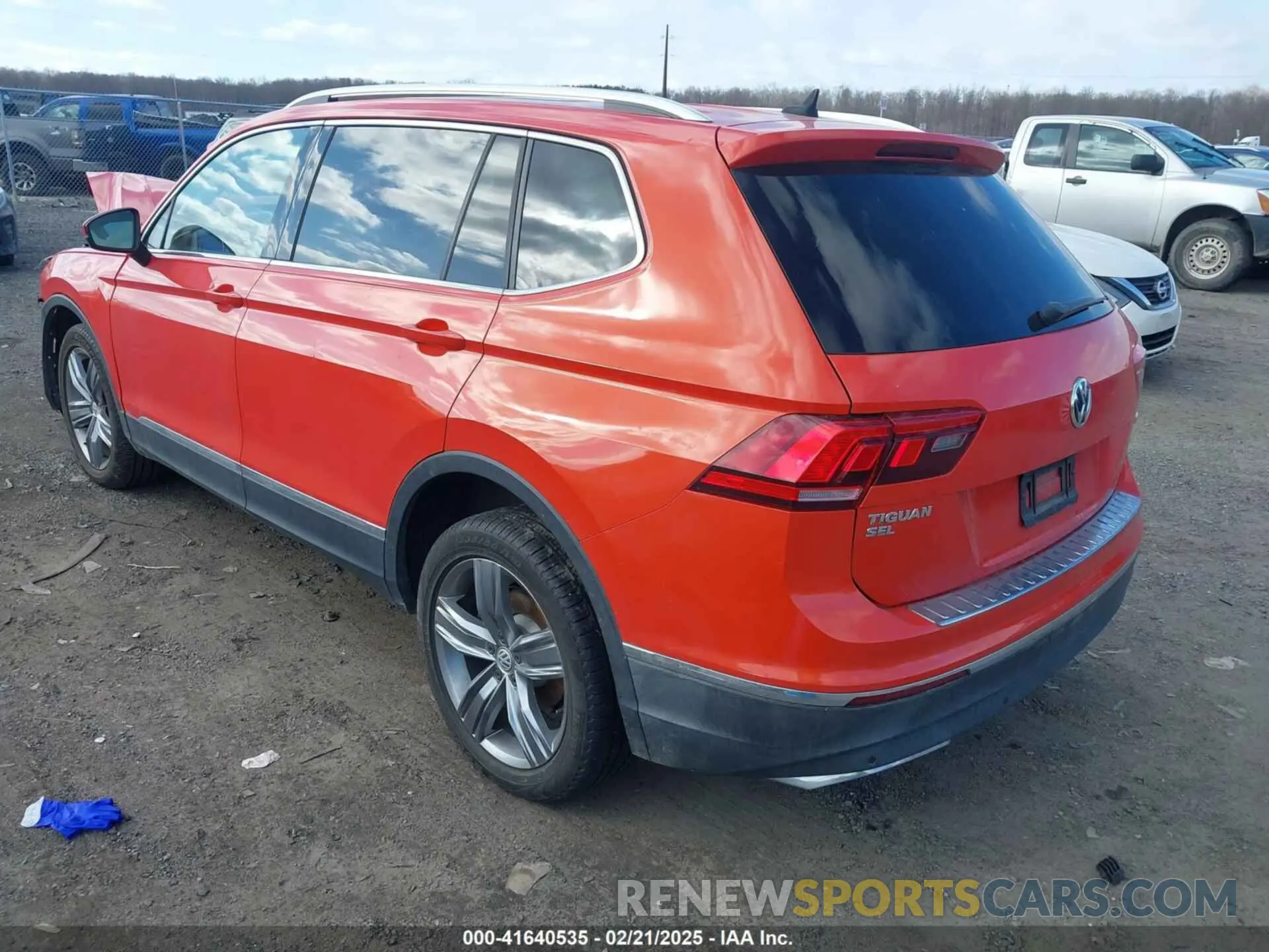 3 fotografías del automóvil dañado 3VV4B7AX9KM068380 VOLKSWAGEN TIGUAN 2019