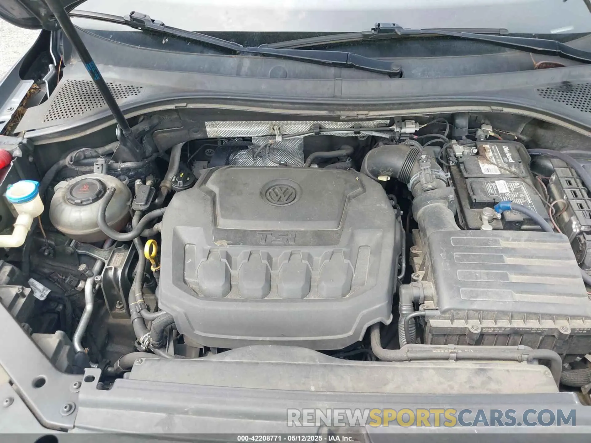 10 fotografías del automóvil dañado 3VV4B7AXXKM021780 VOLKSWAGEN TIGUAN 2019