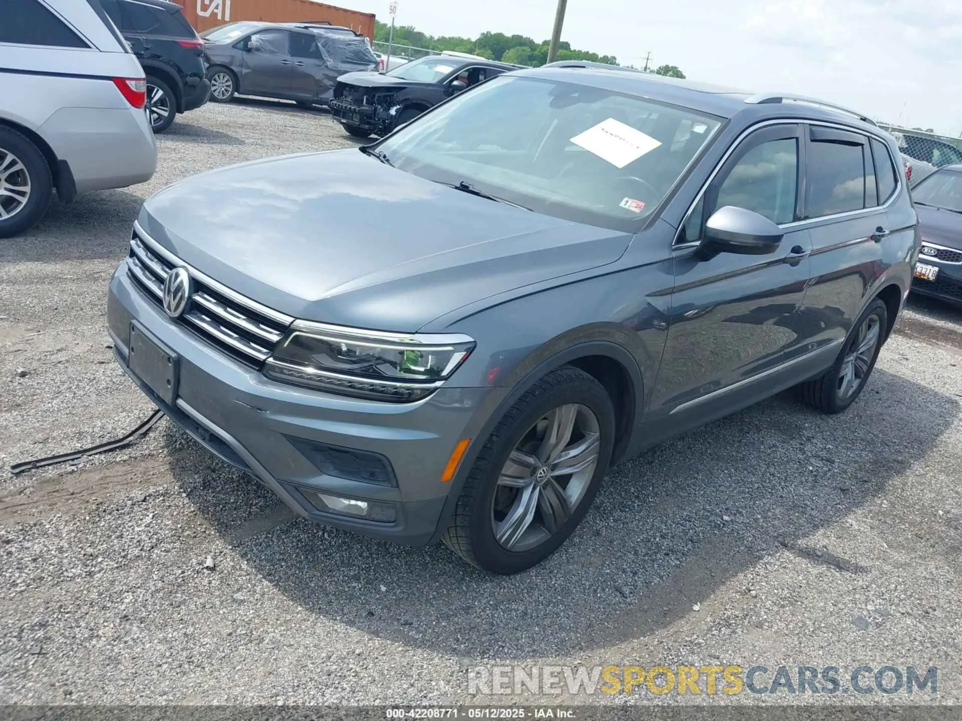 2 fotografías del automóvil dañado 3VV4B7AXXKM021780 VOLKSWAGEN TIGUAN 2019