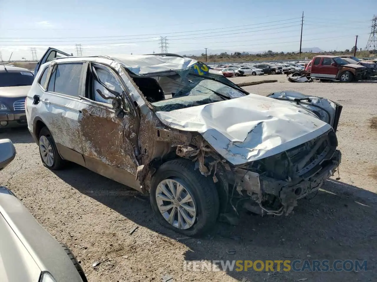 4 fotografías del automóvil dañado 3VV0B7AX4LM020785 VOLKSWAGEN TIGUAN 2020