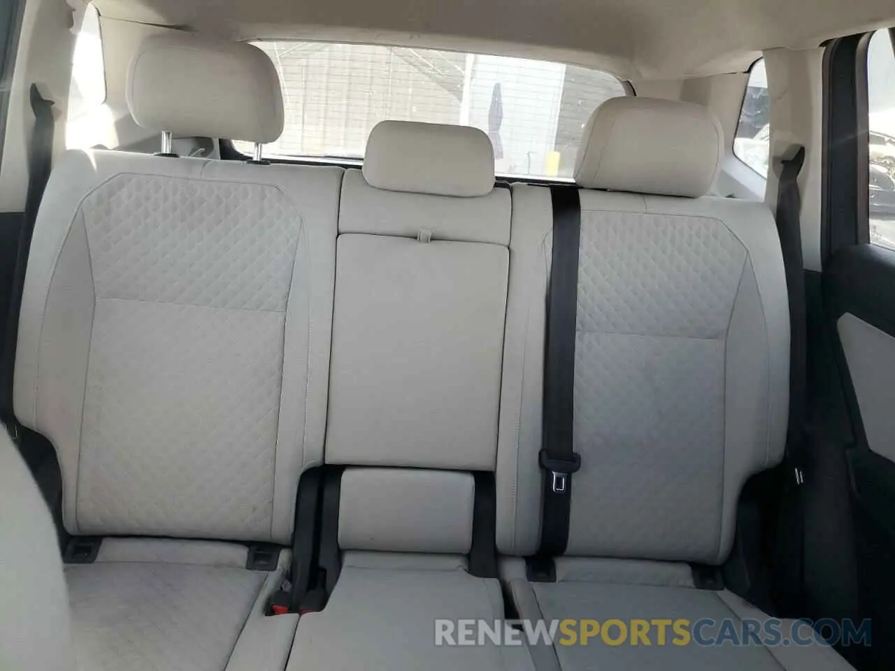 10 fotografías del automóvil dañado 3VV0B7AX8LM025049 VOLKSWAGEN TIGUAN 2020