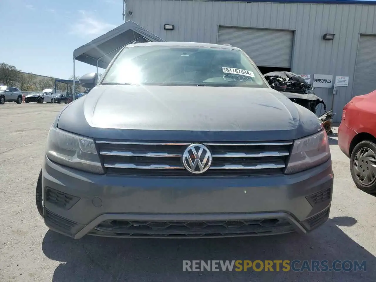 5 fotografías del automóvil dañado 3VV0B7AX8LM025049 VOLKSWAGEN TIGUAN 2020